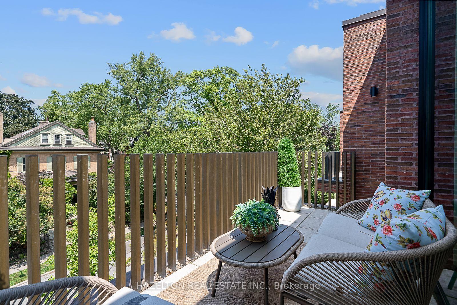 7 Dale Avenue 302, Toronto Unit: 302