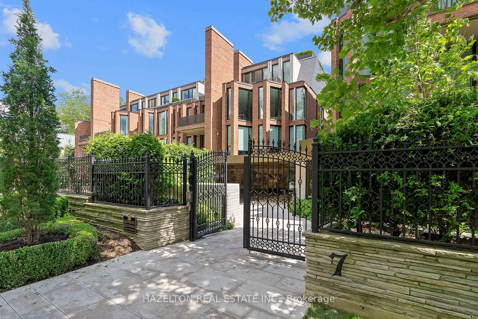 7 Dale Avenue 302, Toronto Unit: 302