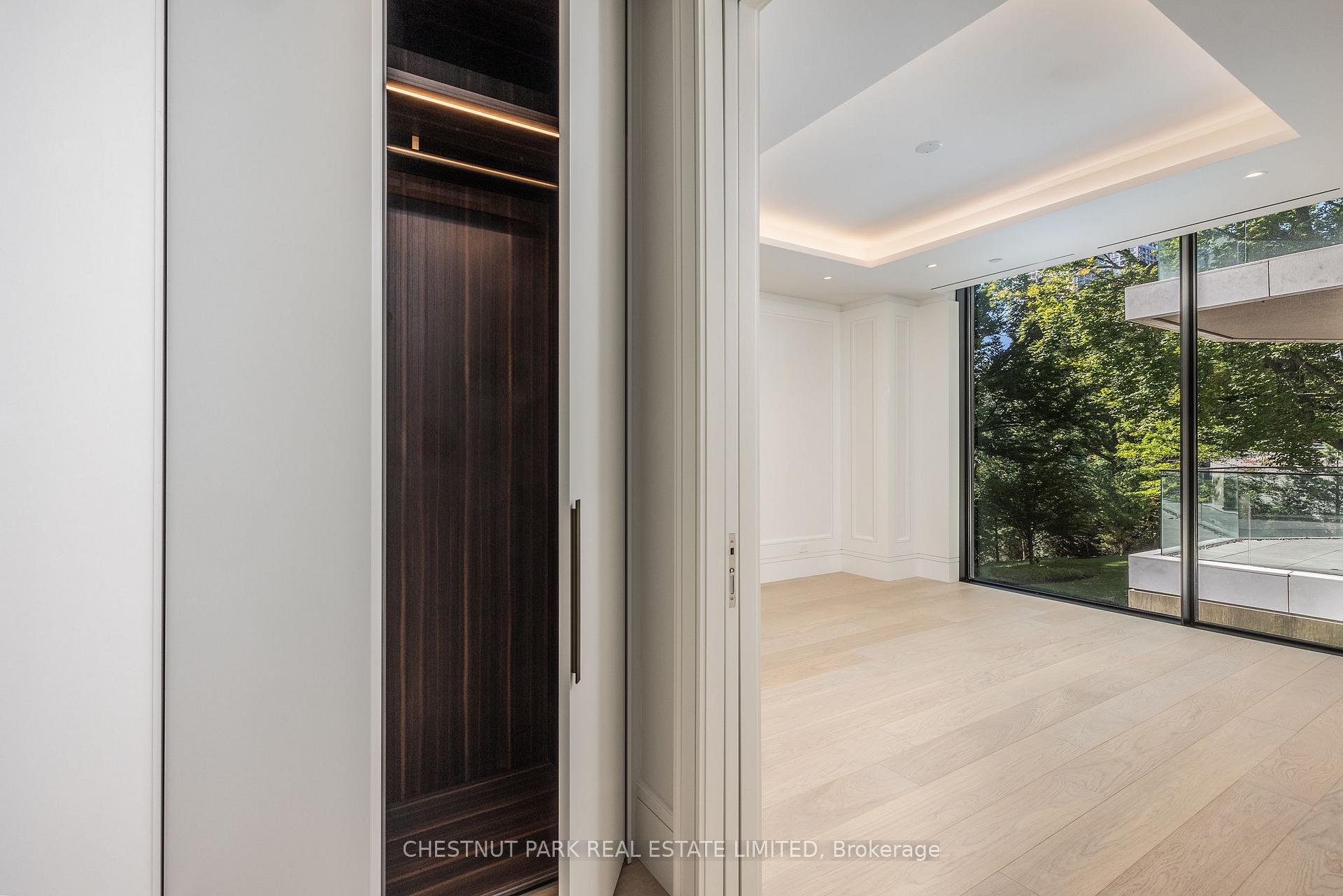 7 Dale Avenue 205, Toronto Unit: 205