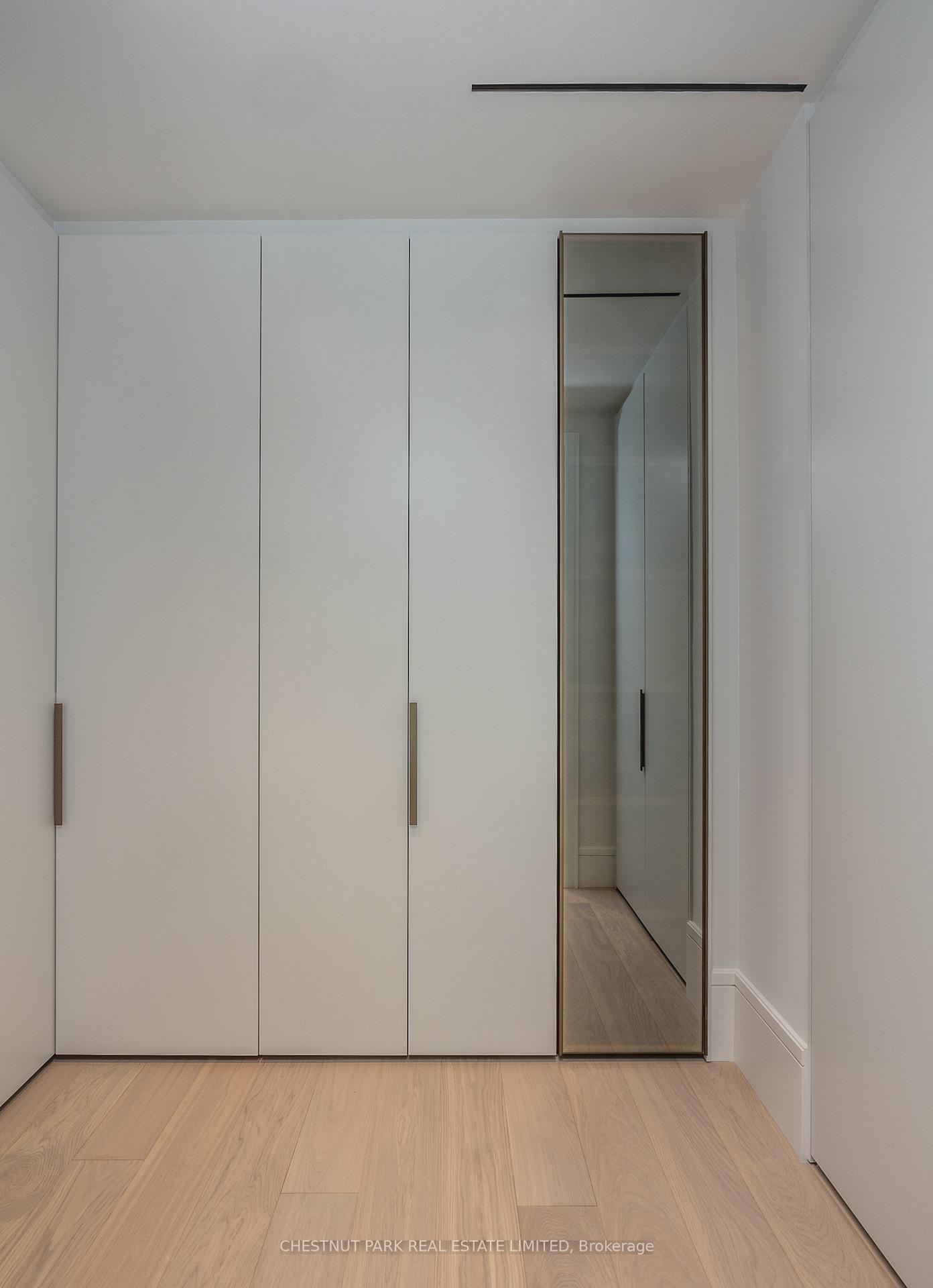 7 Dale Avenue 205, Toronto Unit: 205
