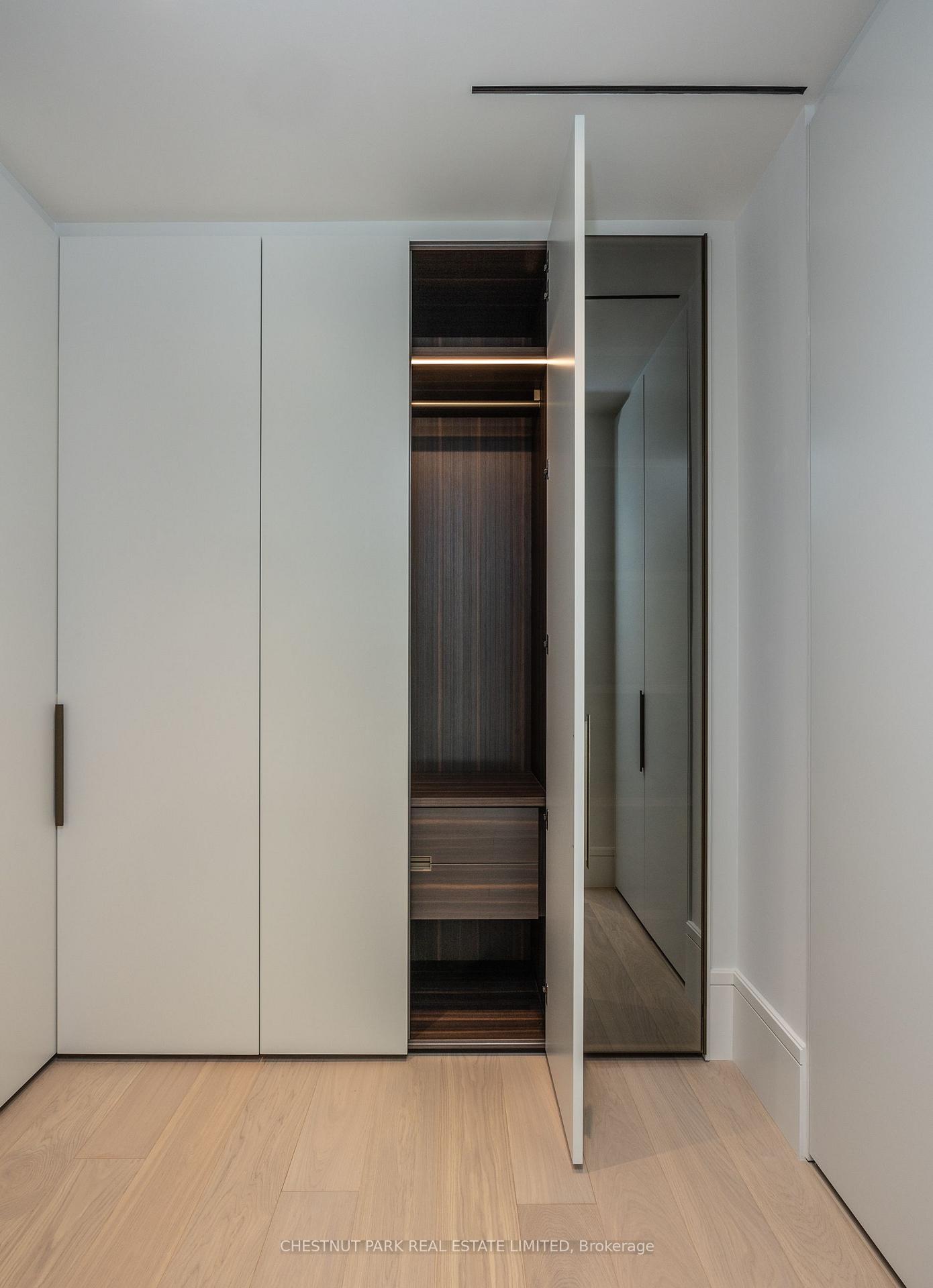 7 Dale Avenue 205, Toronto Unit: 205