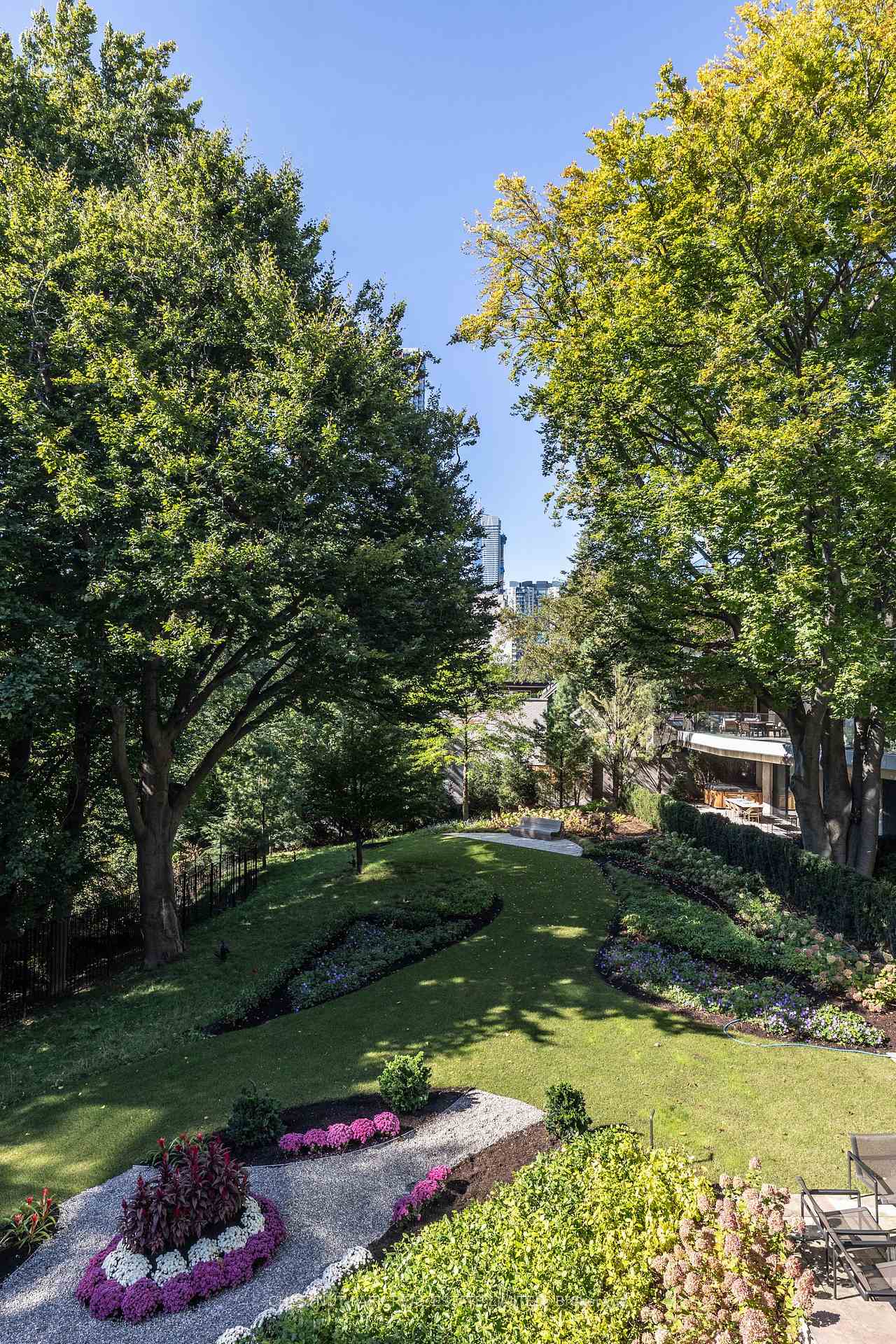 7 Dale Avenue 205, Toronto Unit: 205