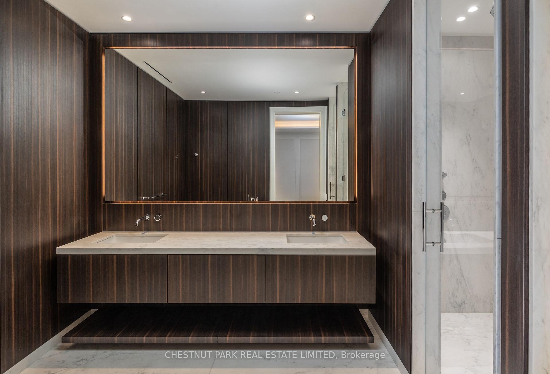 7 Dale Avenue 205, Toronto Unit: 205