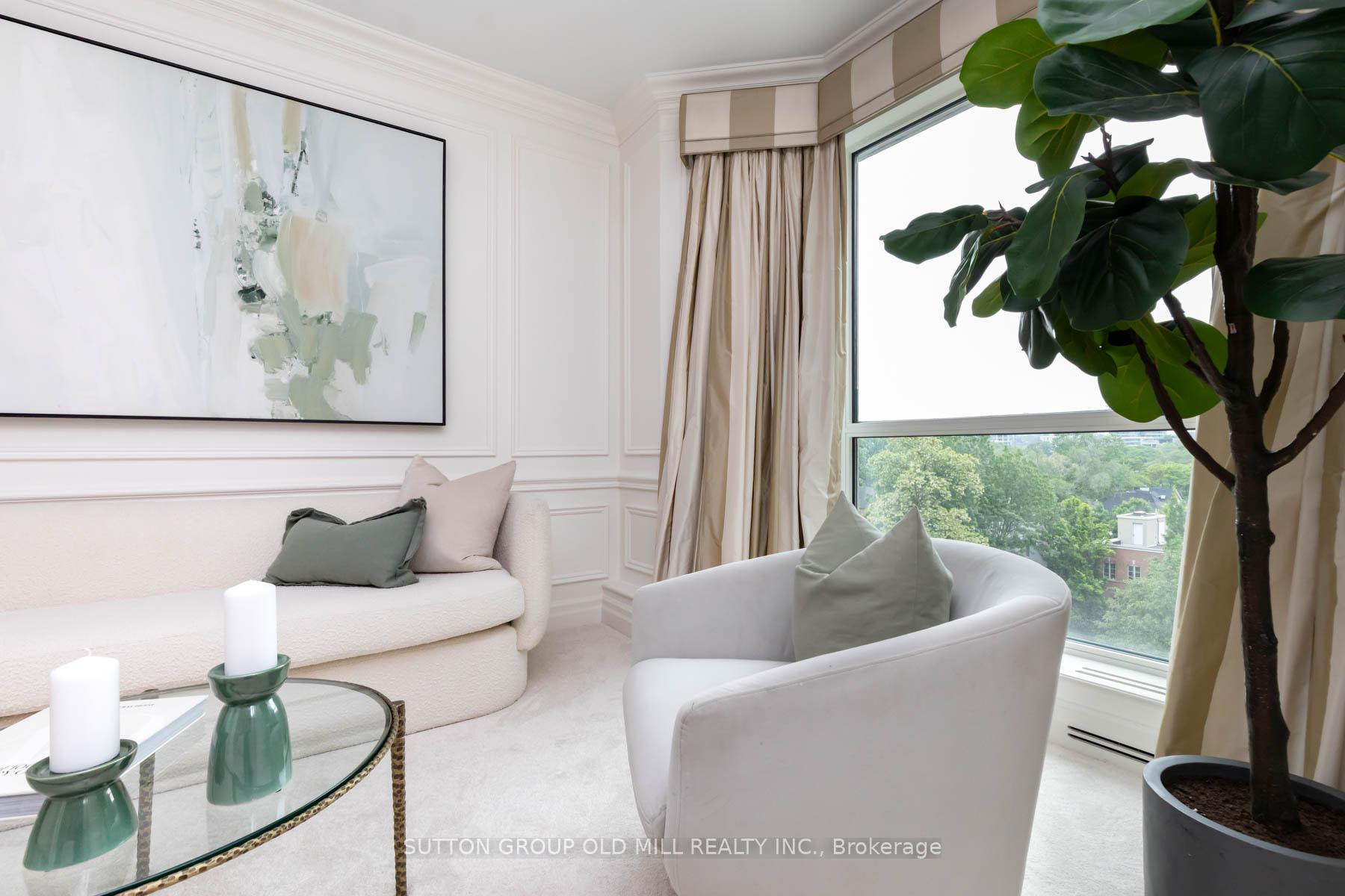 38 Avenue Road 700, Toronto Unit: 700