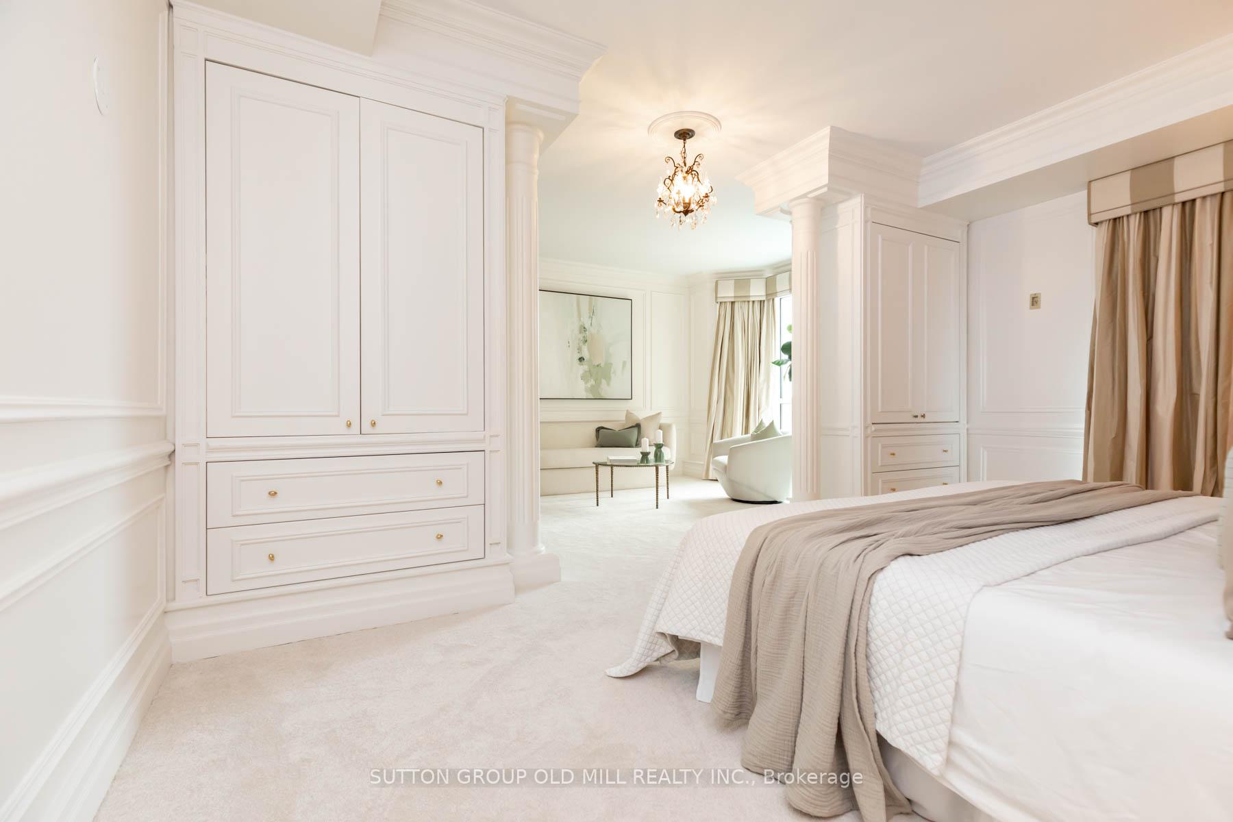 38 Avenue Road 700, Toronto Unit: 700