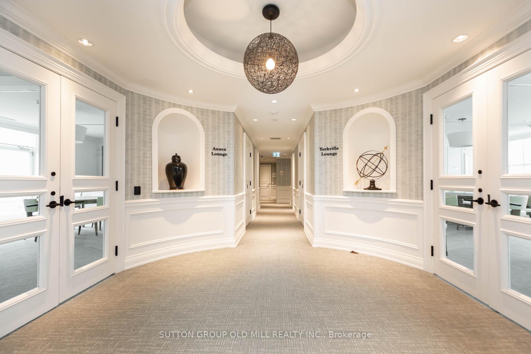 38 Avenue Road 700, Toronto Unit: 700