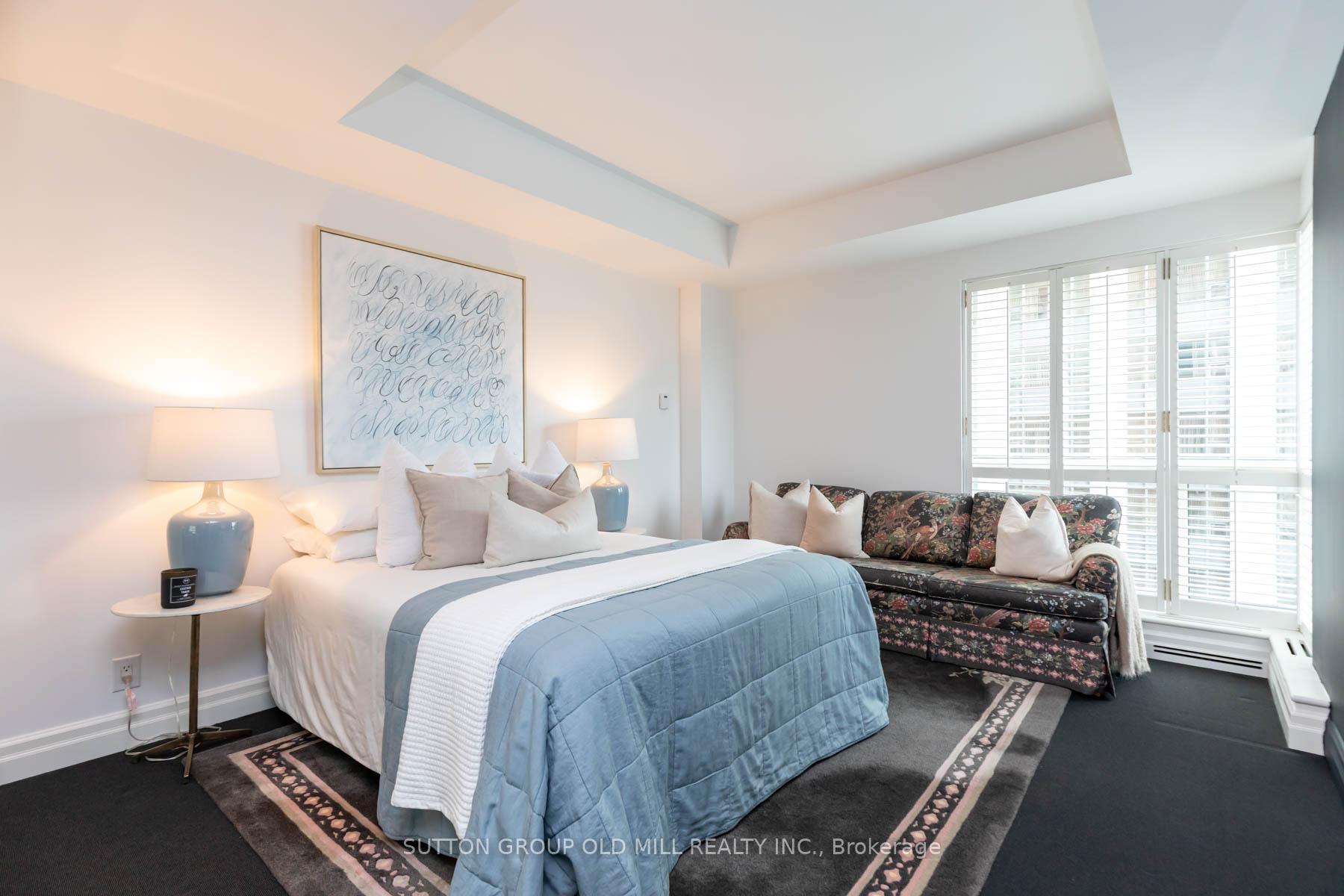 38 Avenue Road 700, Toronto Unit: 700
