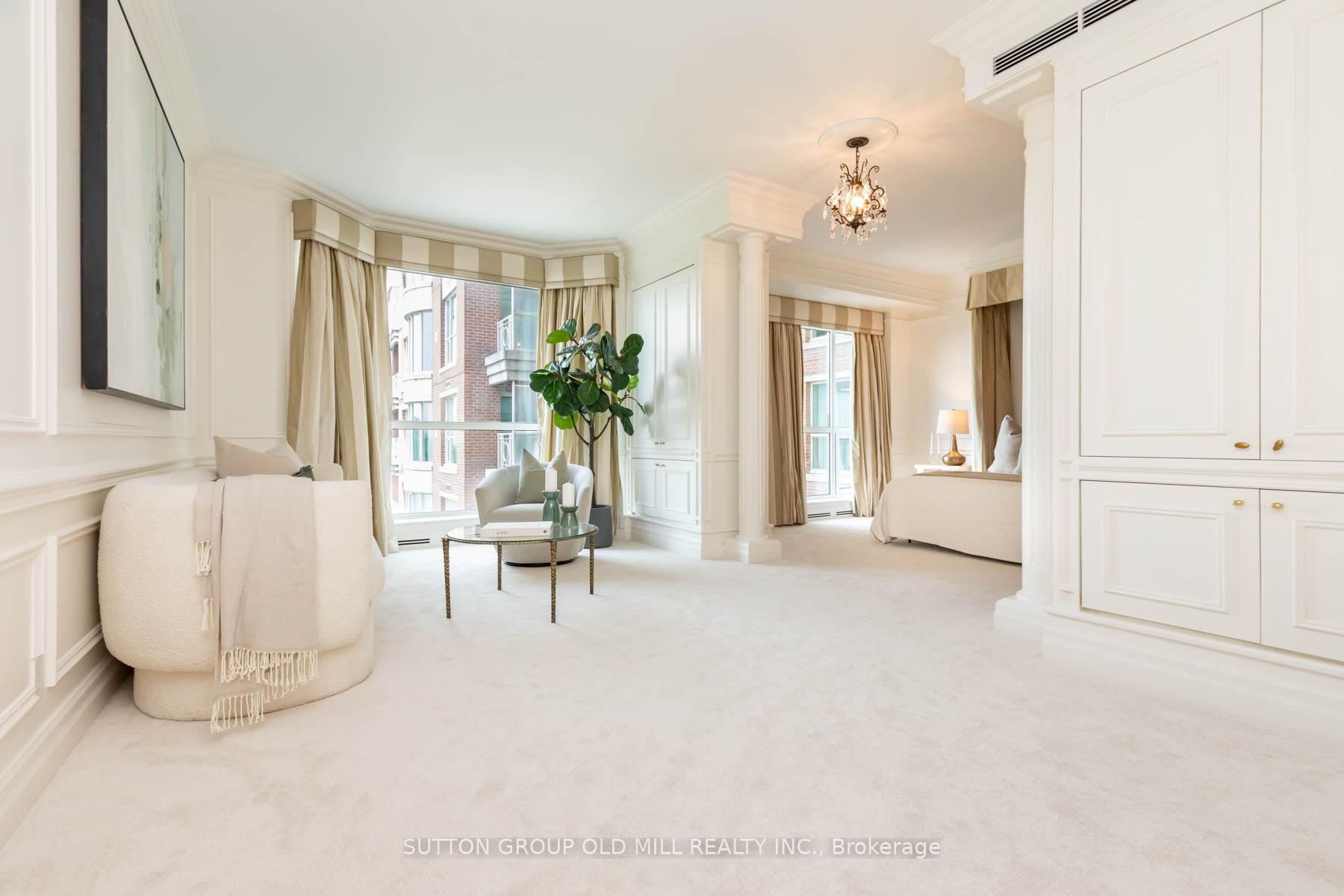 38 Avenue Road 700, Toronto Unit: 700