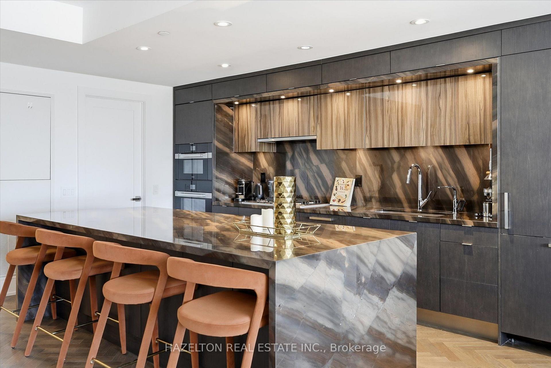155 Merchants Wharf 304, Toronto Unit: 304