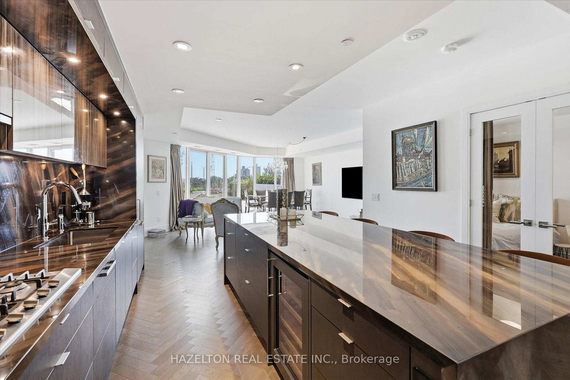 155 Merchants Wharf 304, Toronto Unit: 304