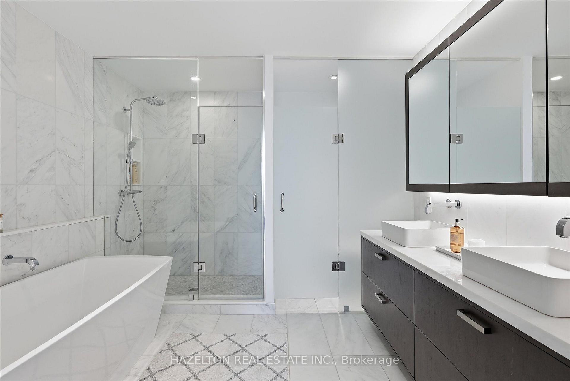 155 Merchants Wharf 304, Toronto Unit: 304