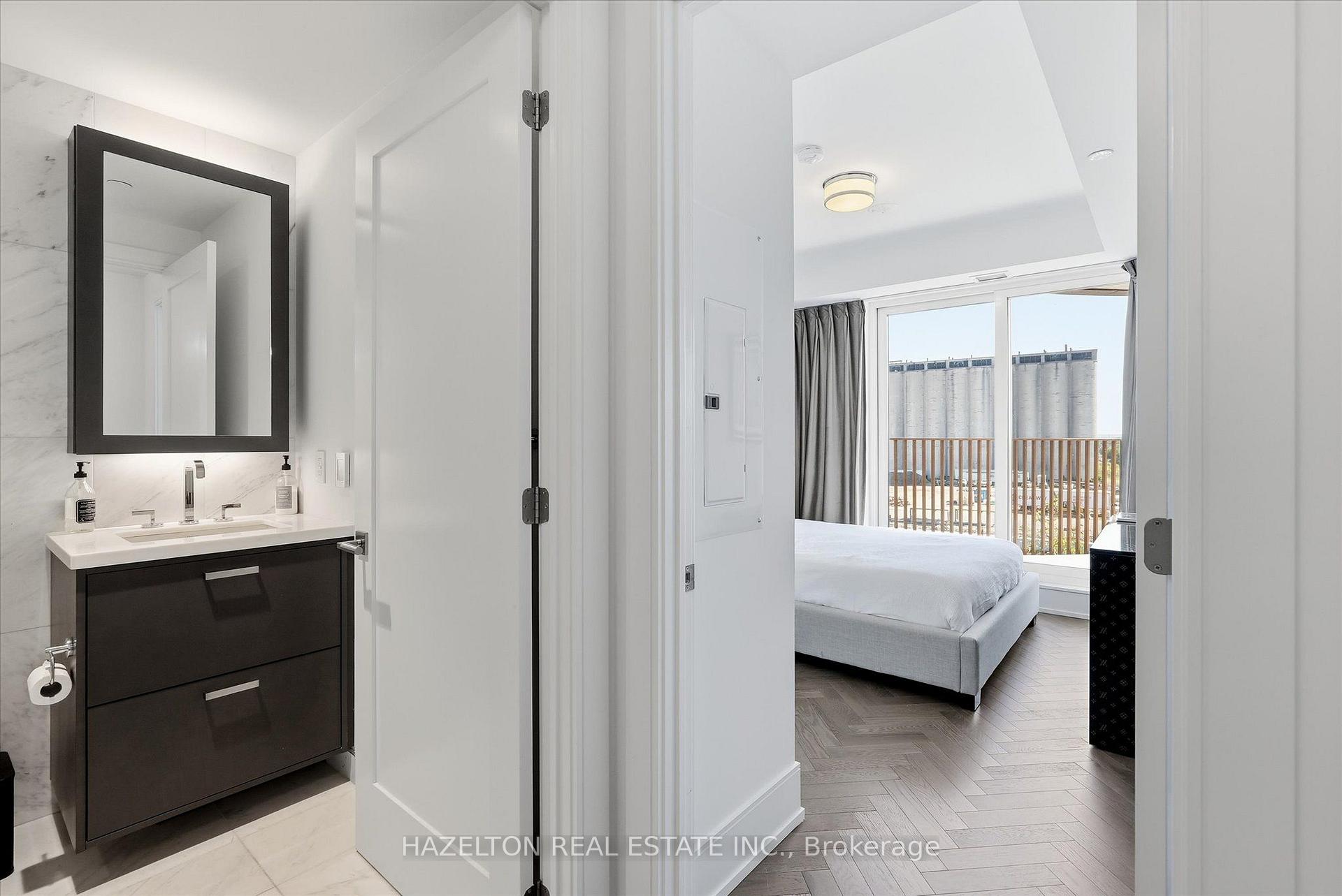 155 Merchants Wharf 304, Toronto Unit: 304