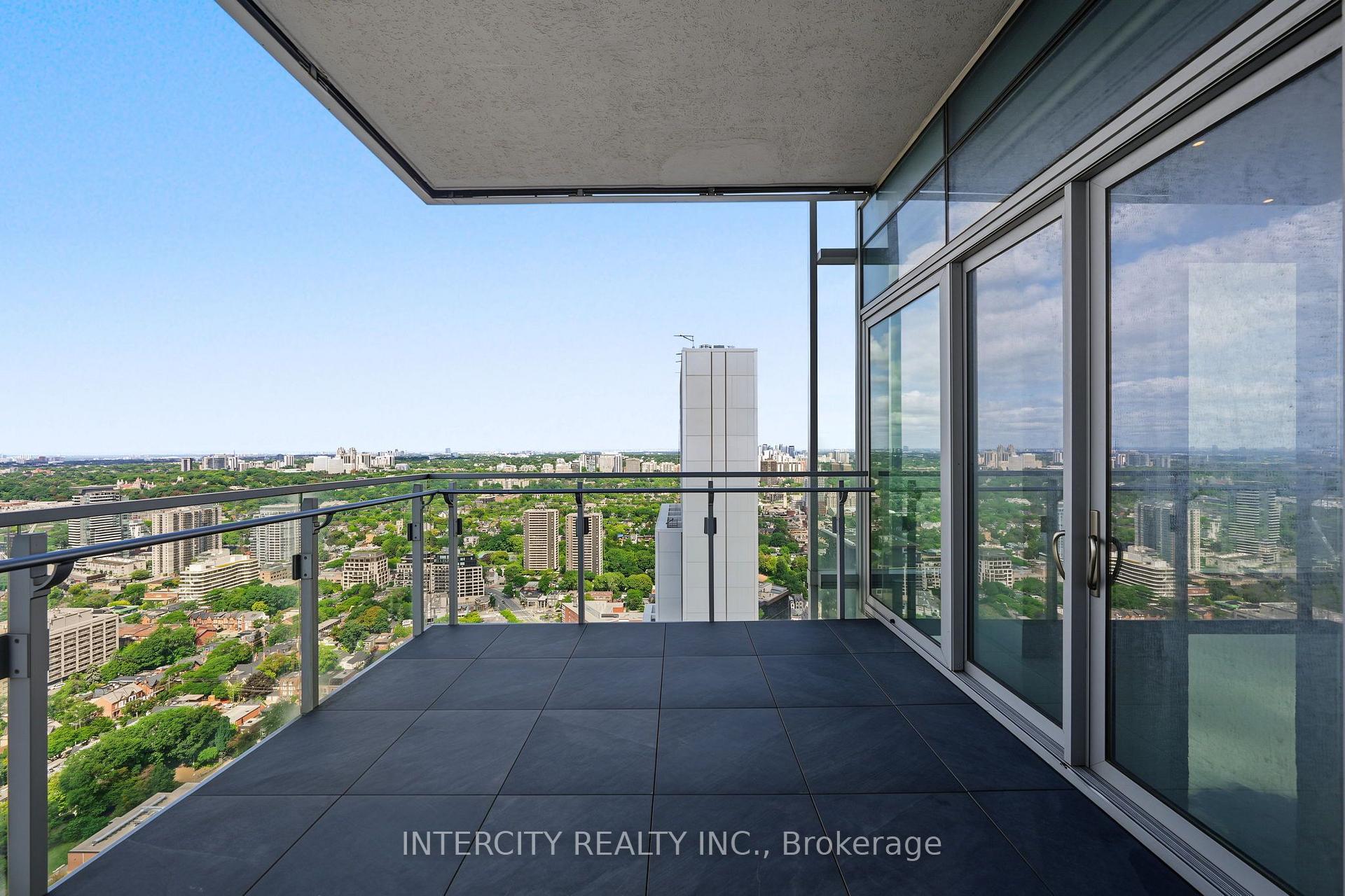 50 Yorkville Avenue 4001, Toronto Unit: 4001