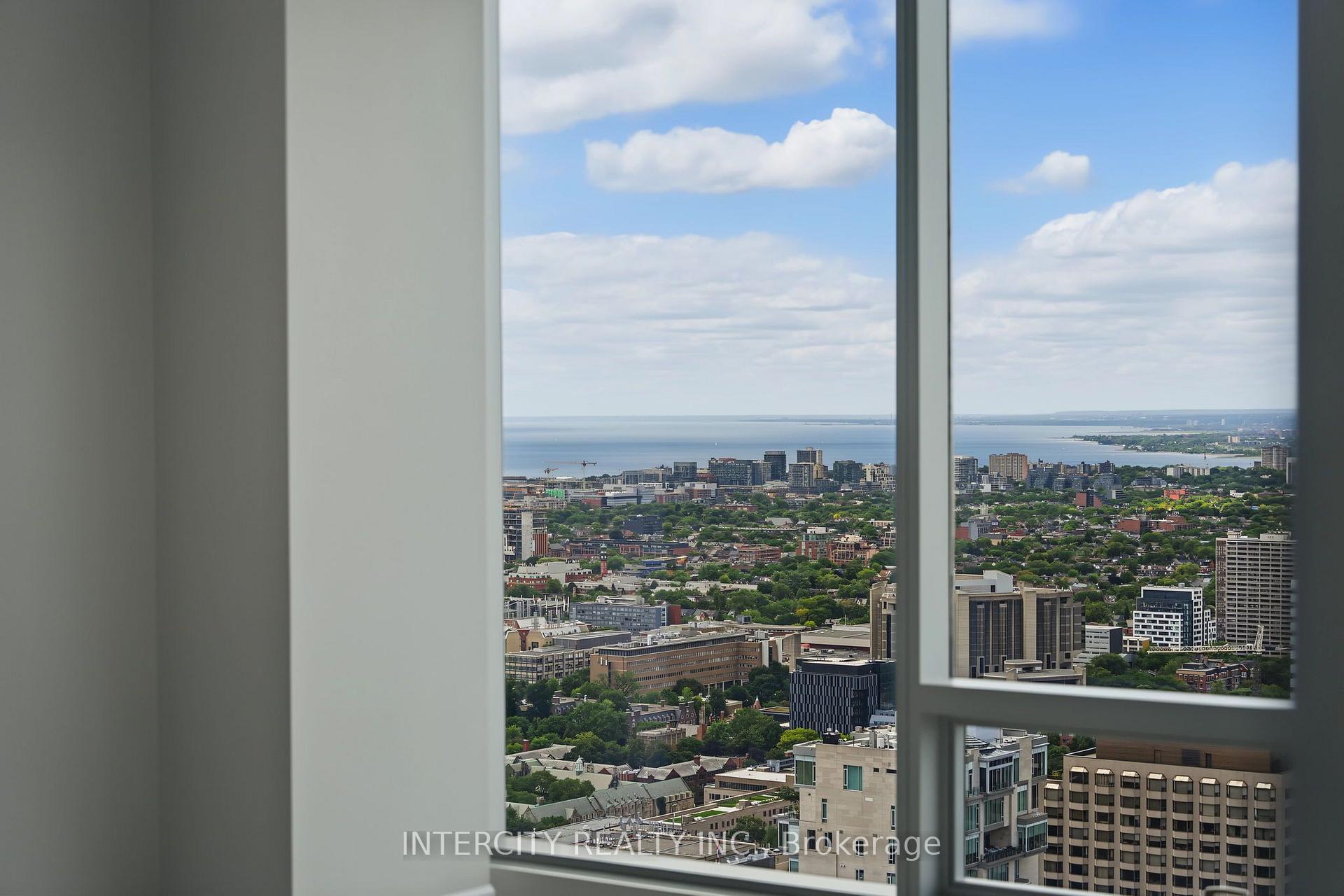 50 Yorkville Avenue 4001, Toronto Unit: 4001