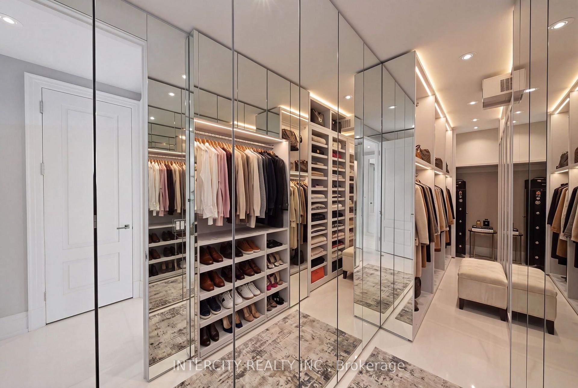 50 Yorkville Avenue 4001, Toronto Unit: 4001