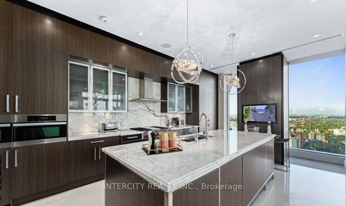 50 Yorkville Avenue 4001, Toronto Unit: 4001