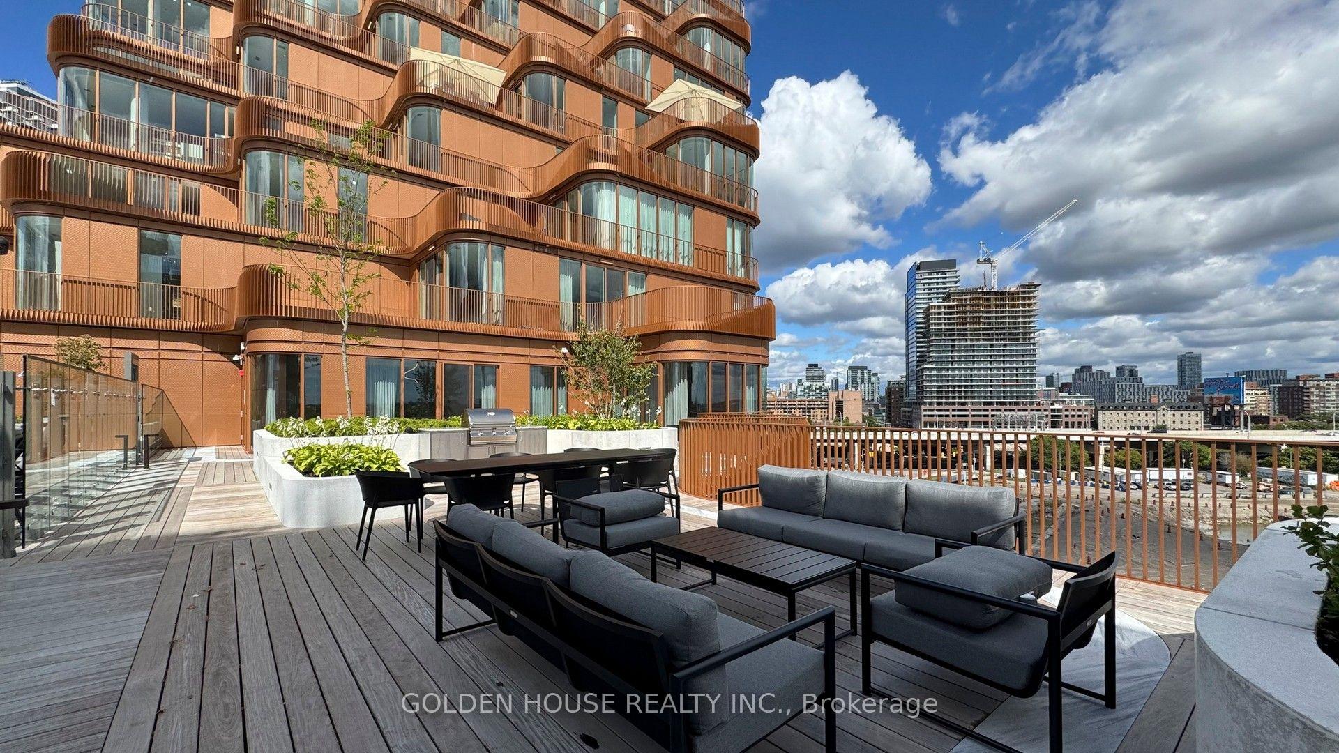 155 Merchants' Wharf 216, Toronto Unit: 216