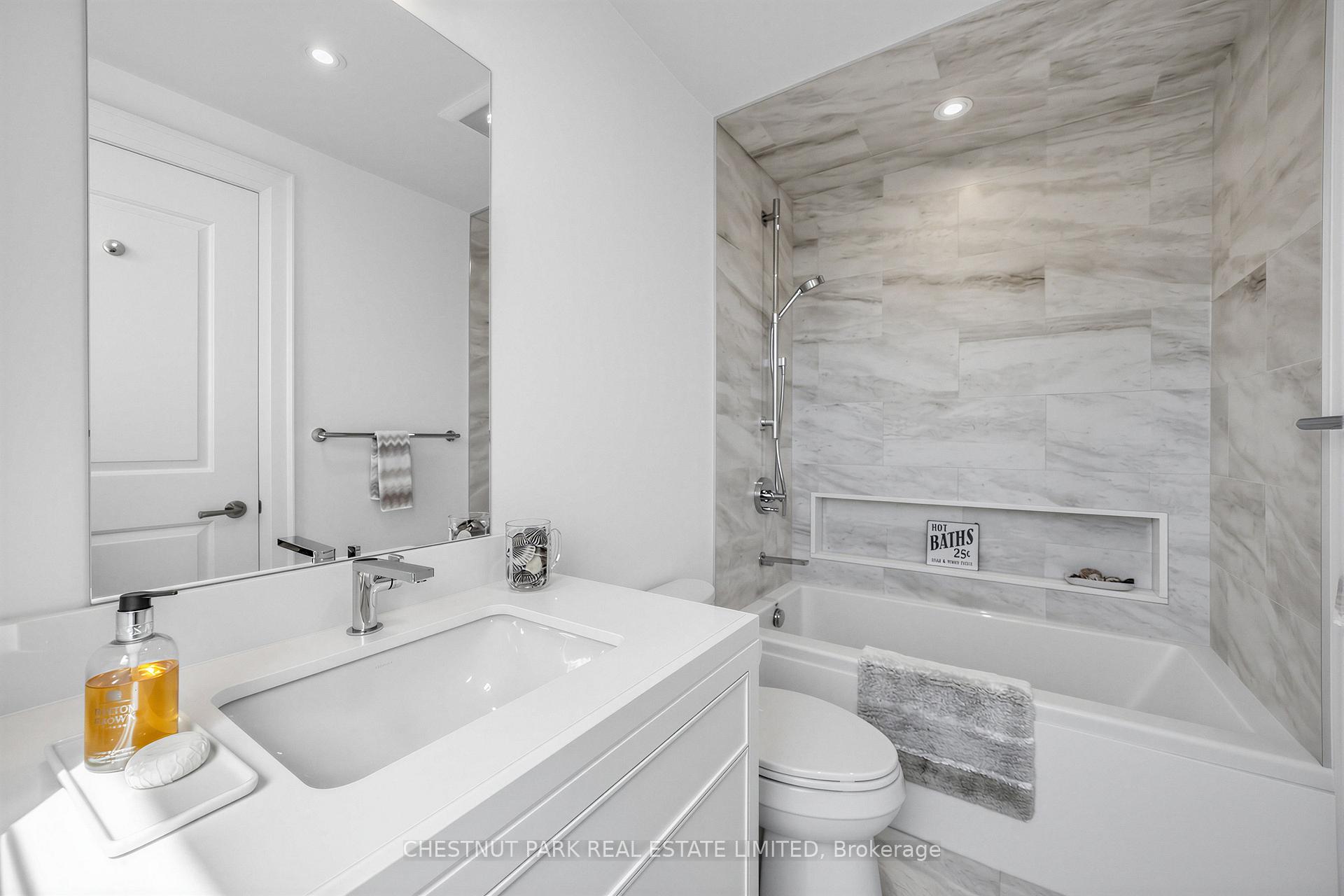 29 Oaklands Avenue, Toronto