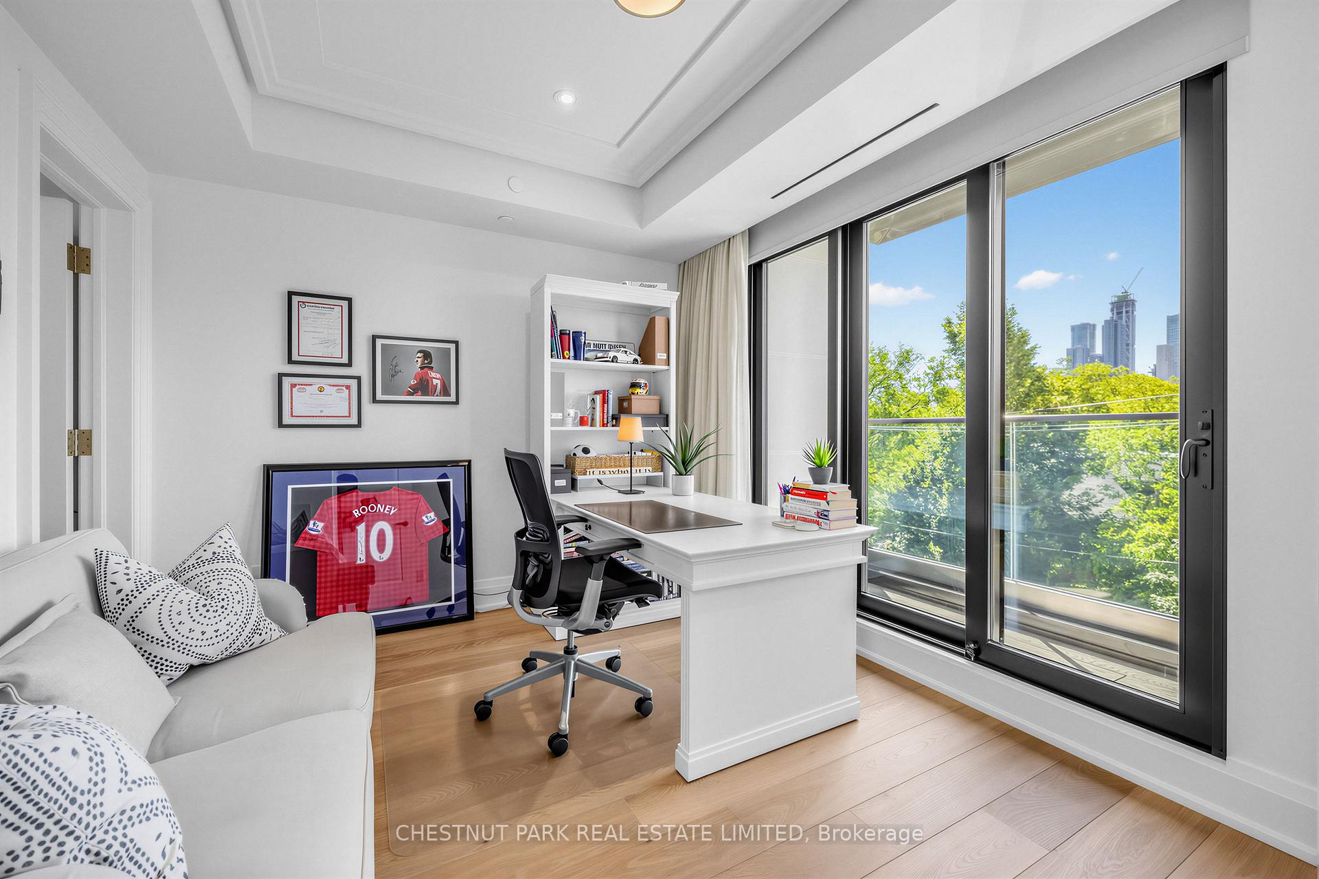 29 Oaklands Avenue, Toronto