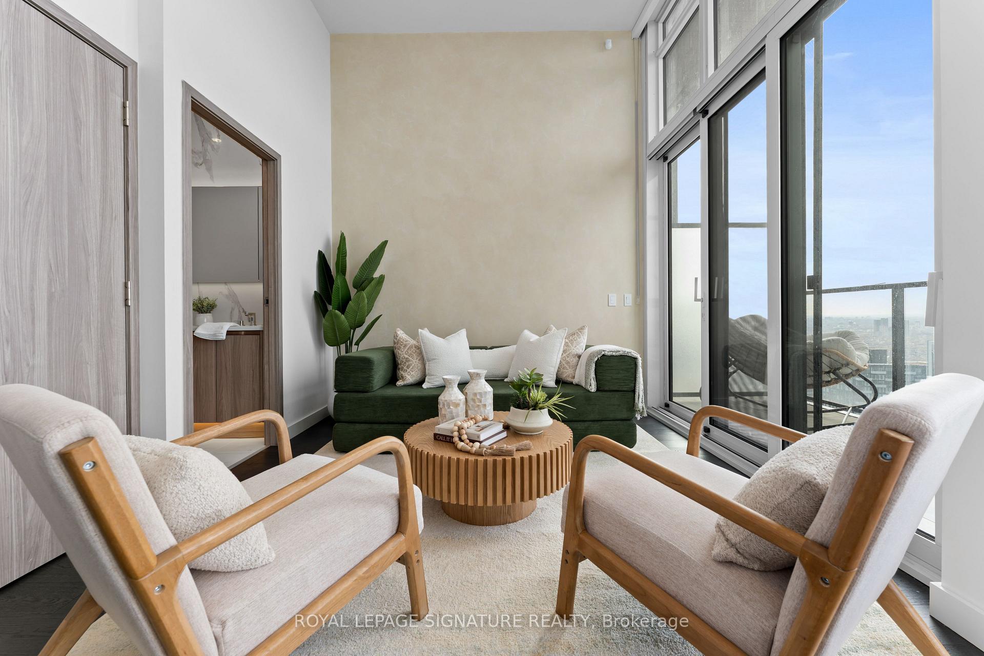 1 Concord Cityplace Way PH7001, Toronto Unit: PH7001