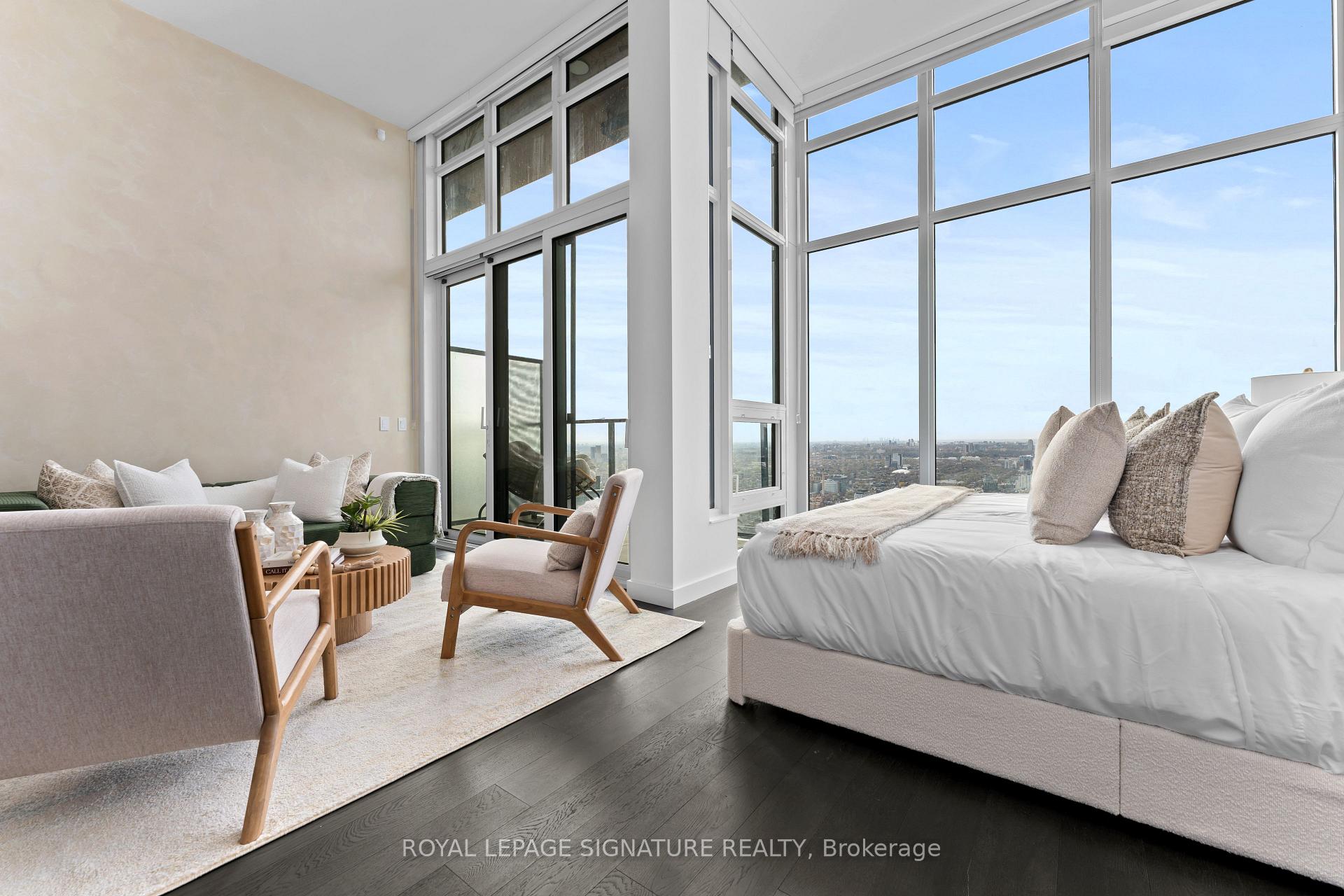 1 Concord Cityplace Way PH7001, Toronto Unit: PH7001