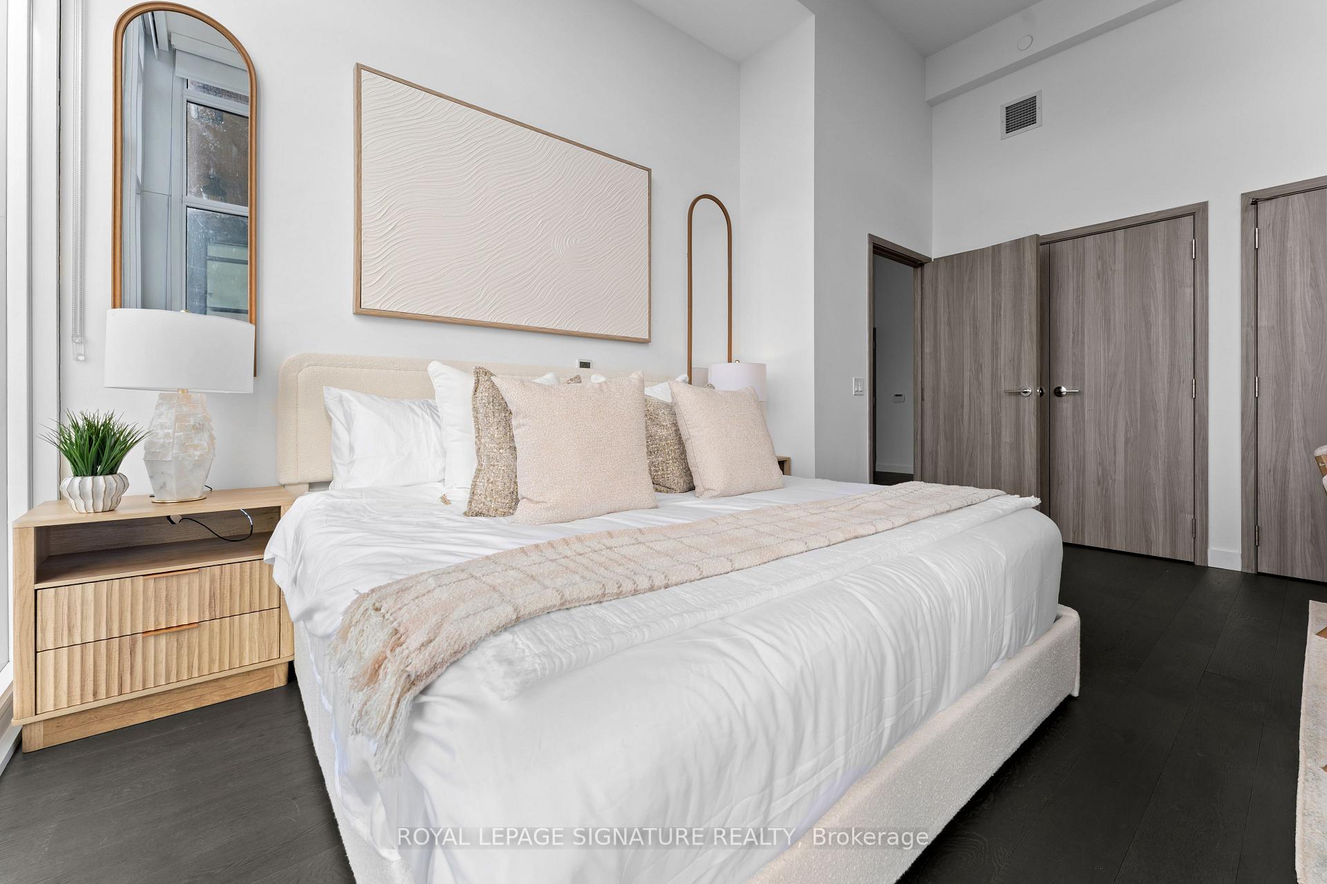 1 Concord Cityplace Way PH7001, Toronto Unit: PH7001