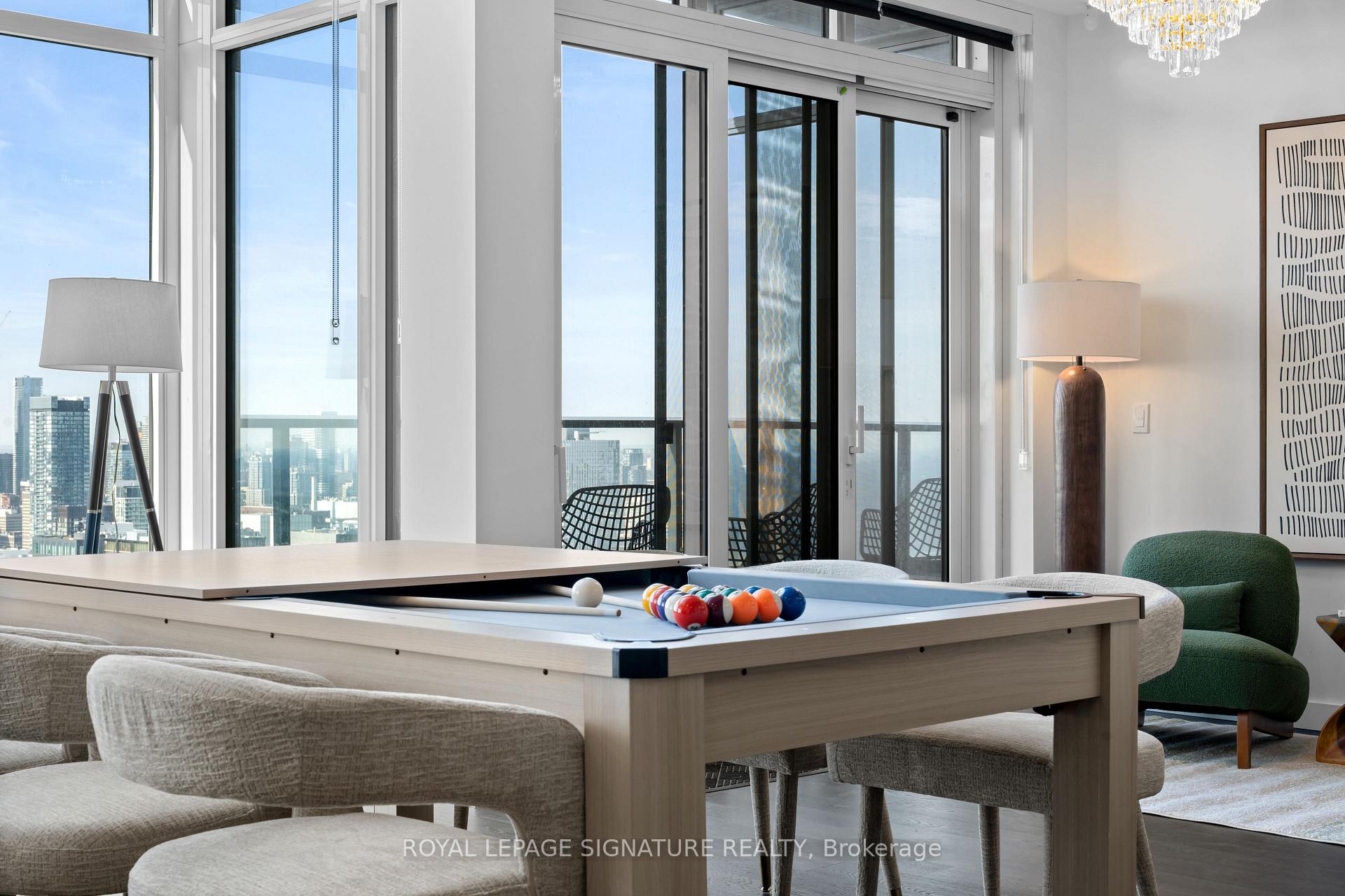 1 Concord Cityplace Way PH7001, Toronto Unit: PH7001
