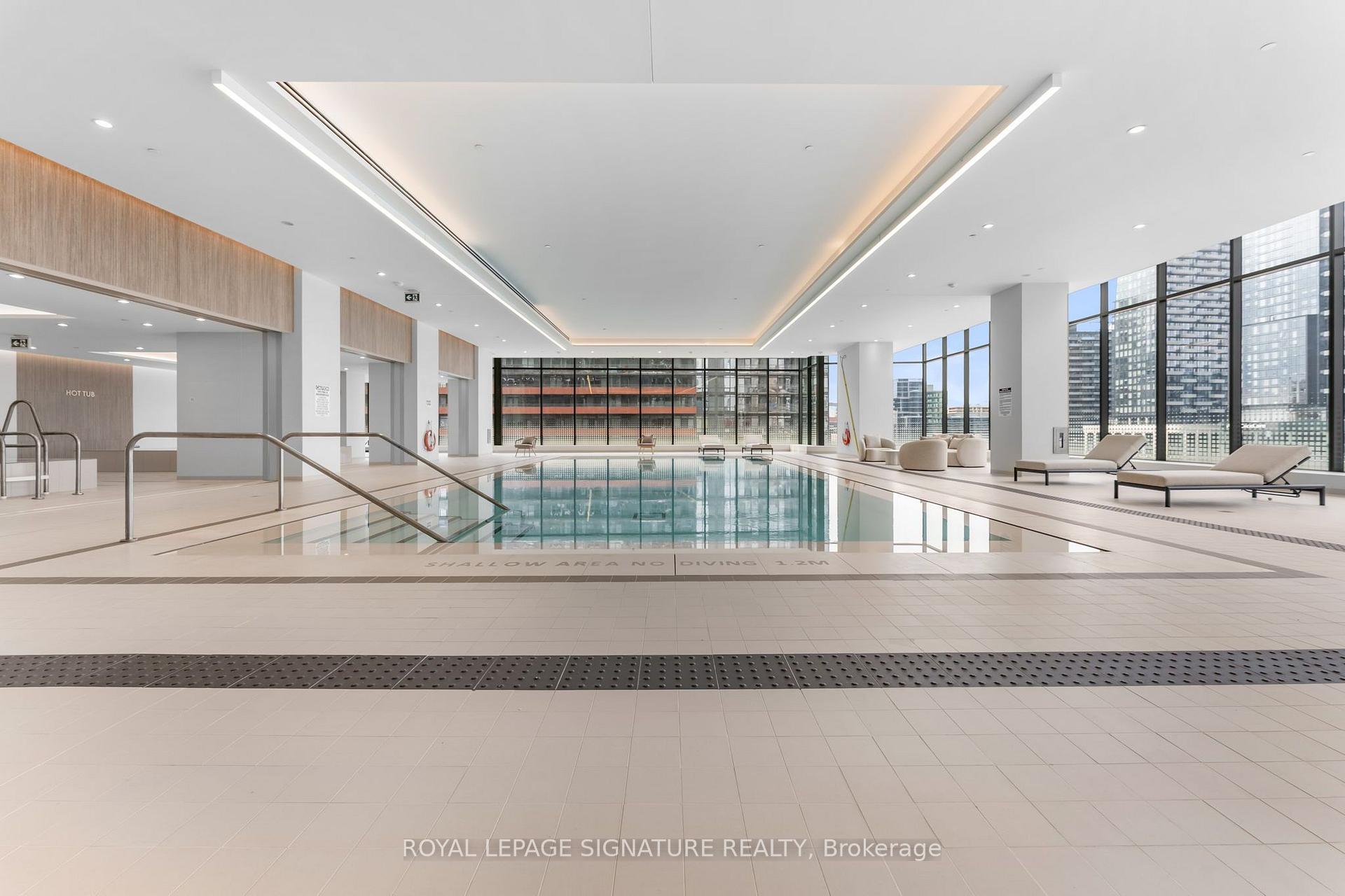 1 Concord Cityplace Way PH7001, Toronto Unit: PH7001