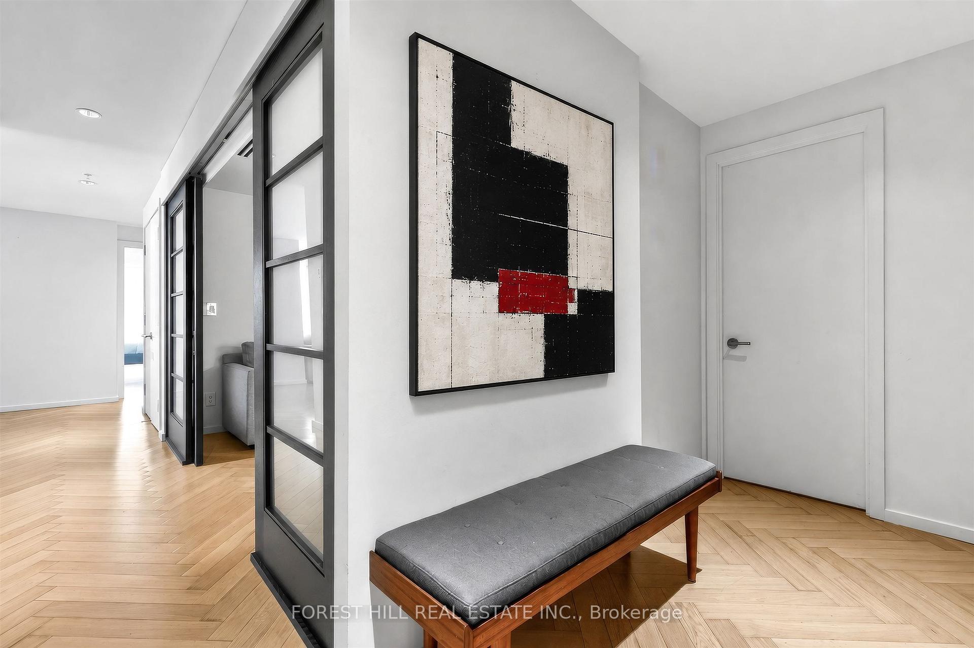 180 University Avenue 2305, Toronto Unit: 2305