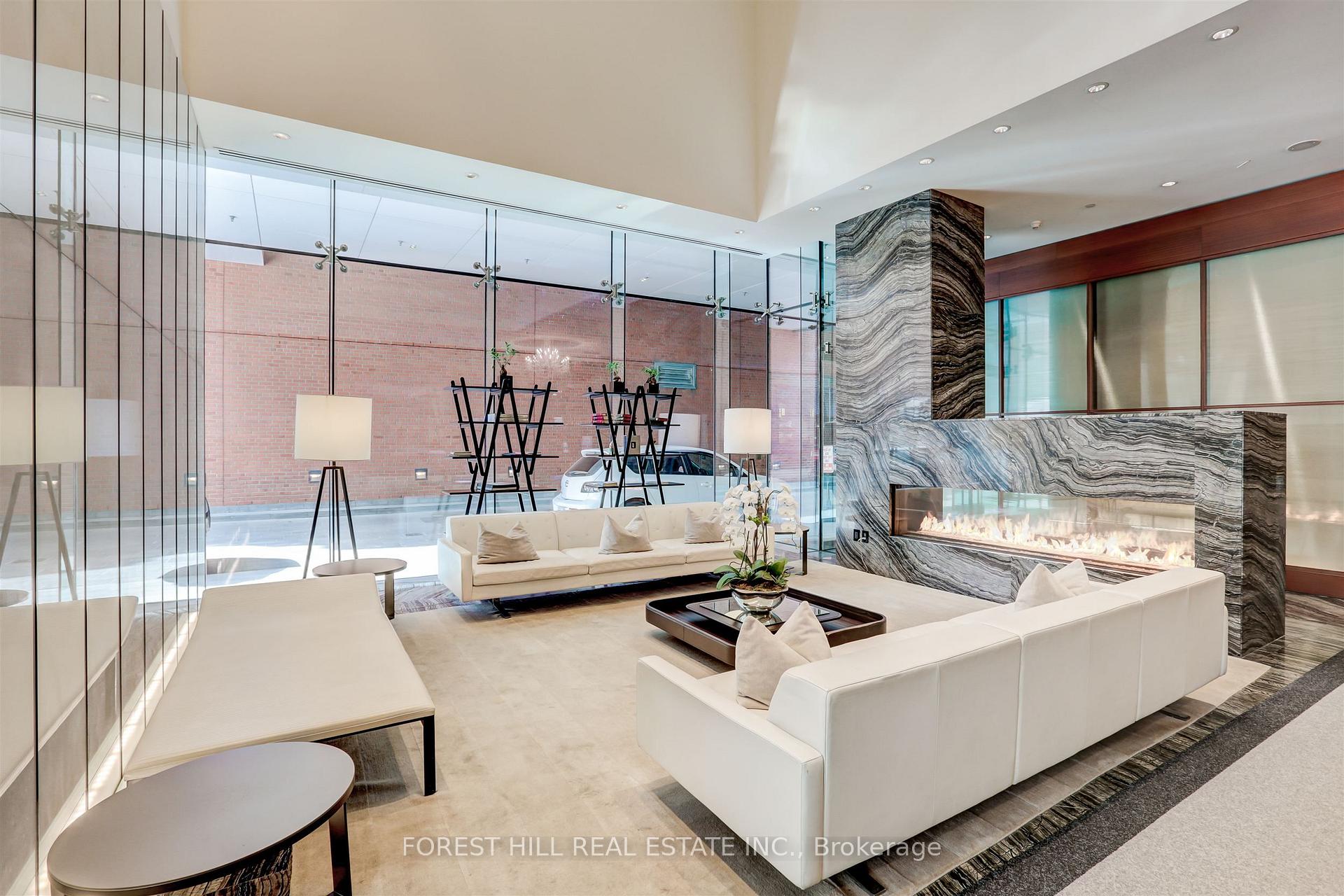 180 University Avenue 2305, Toronto Unit: 2305