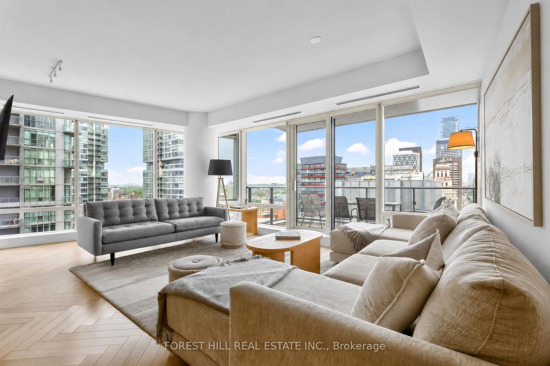 180 University Avenue 2305, Toronto Unit: 2305
