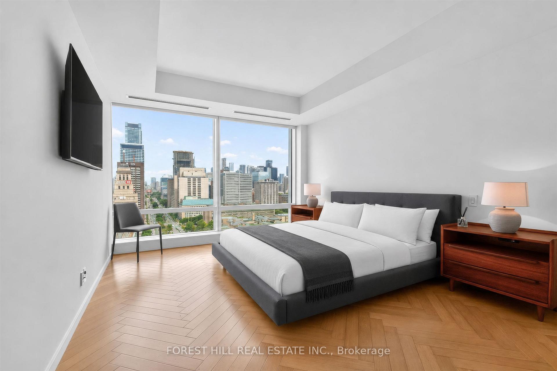 180 University Avenue 2305, Toronto Unit: 2305