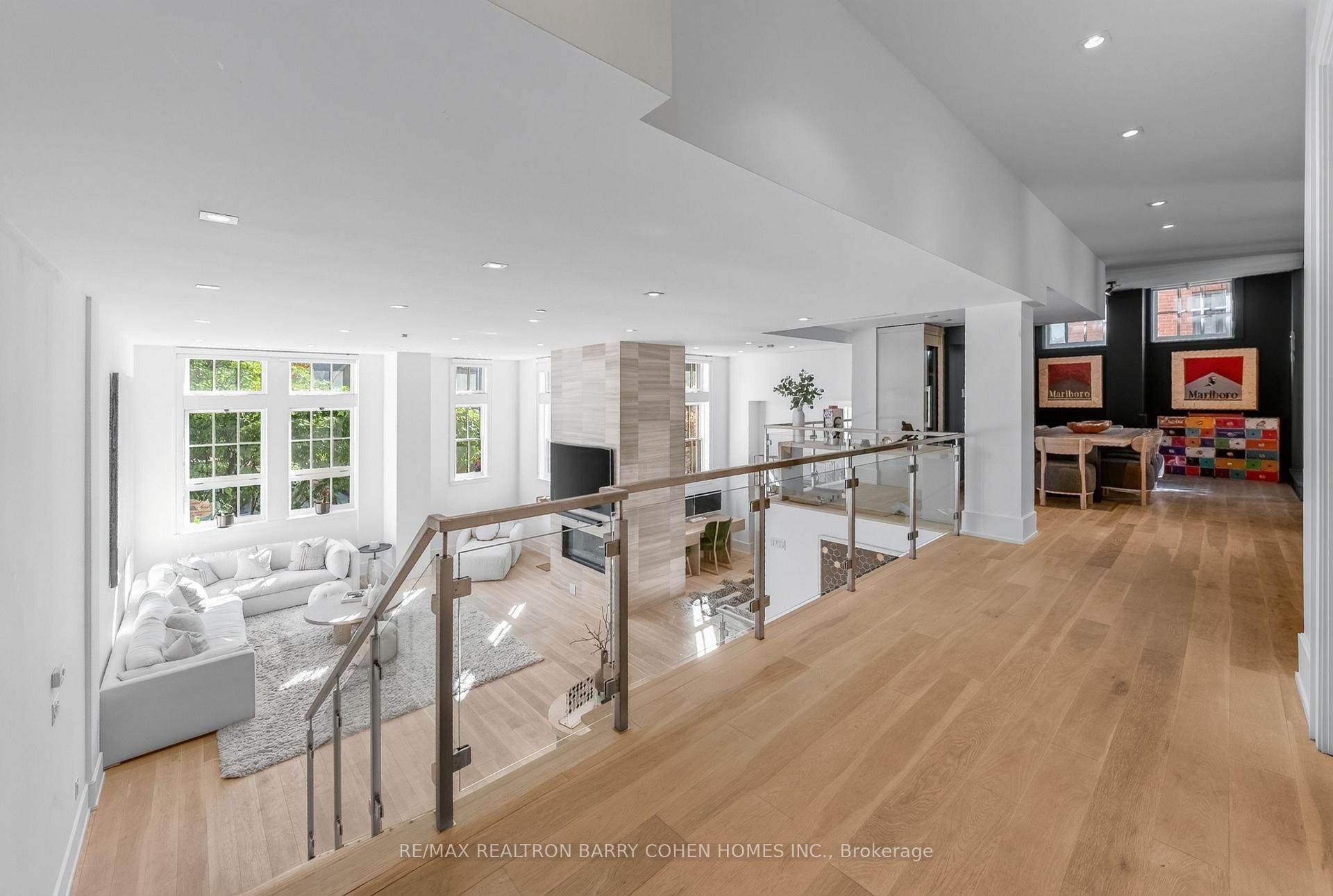 36 Hazelton Avenue 2A, Toronto Unit: 2A