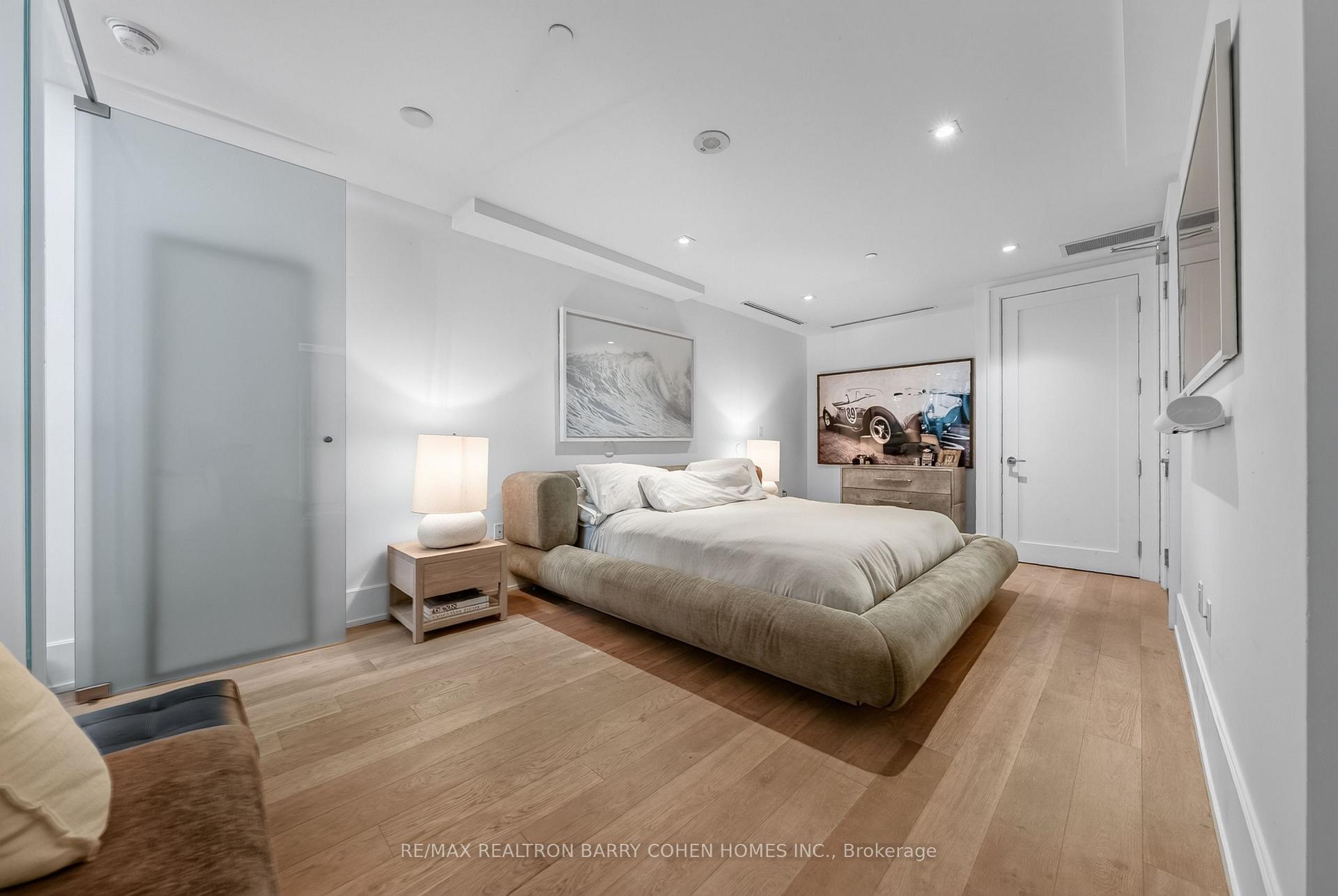 36 Hazelton Avenue 2A, Toronto Unit: 2A