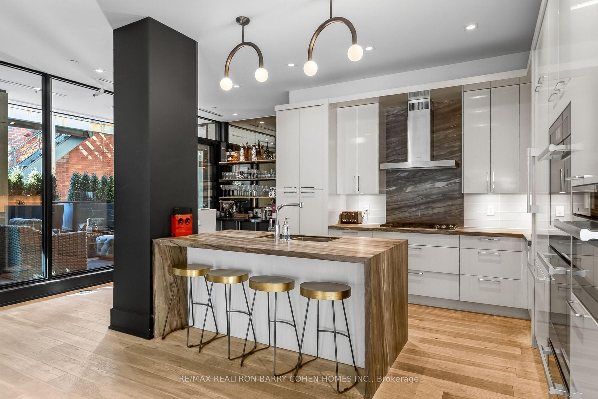 36 Hazelton Avenue 2A, Toronto Unit: 2A