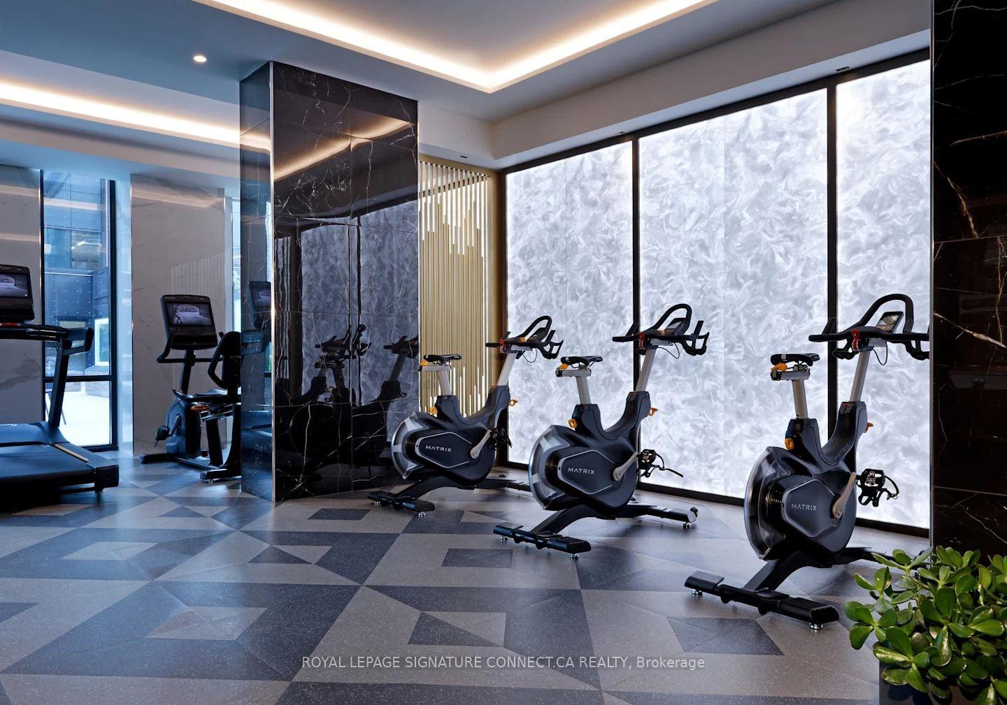 455 Wellington Street W 402, Toronto Unit: 402