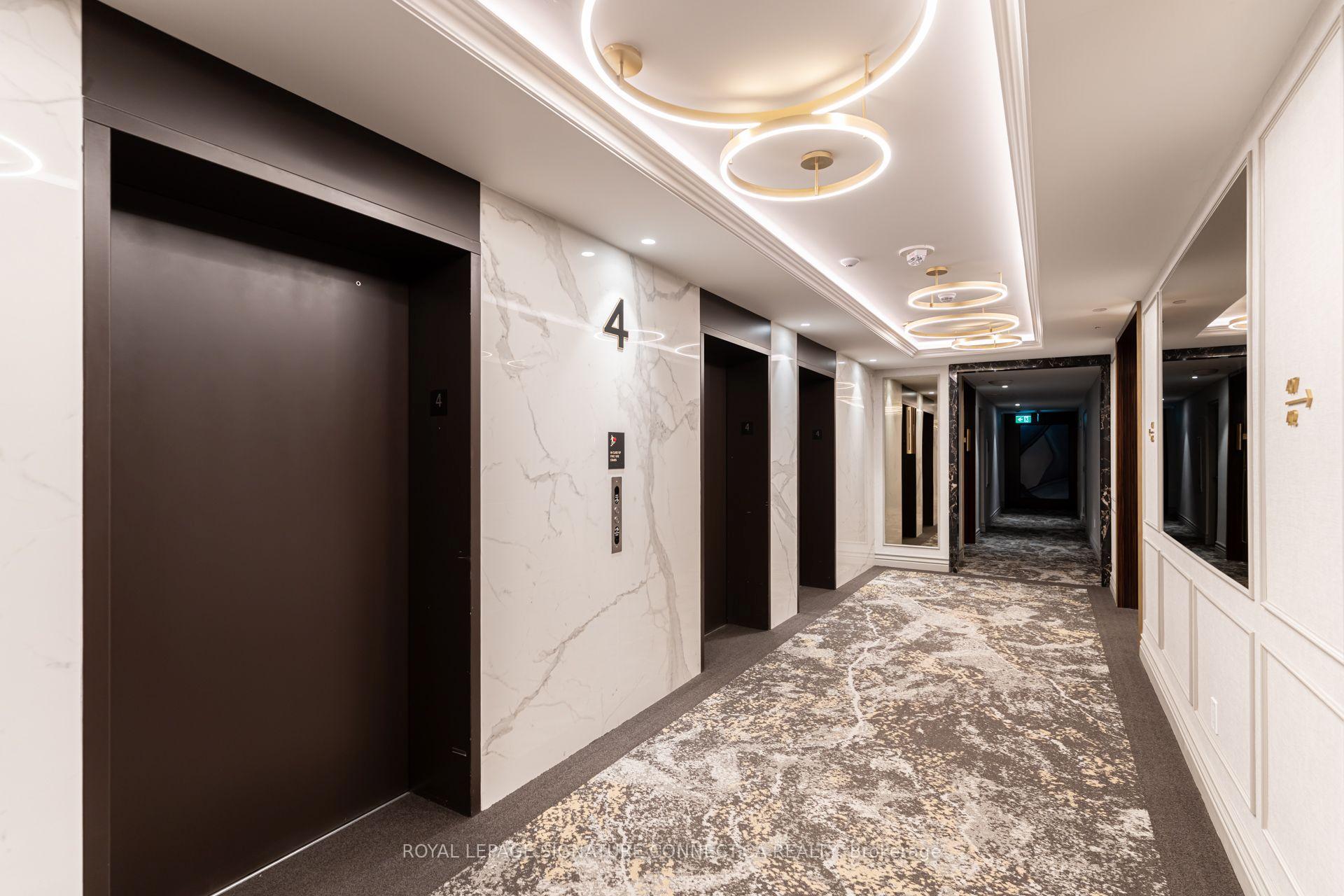 455 Wellington Street W 402, Toronto Unit: 402
