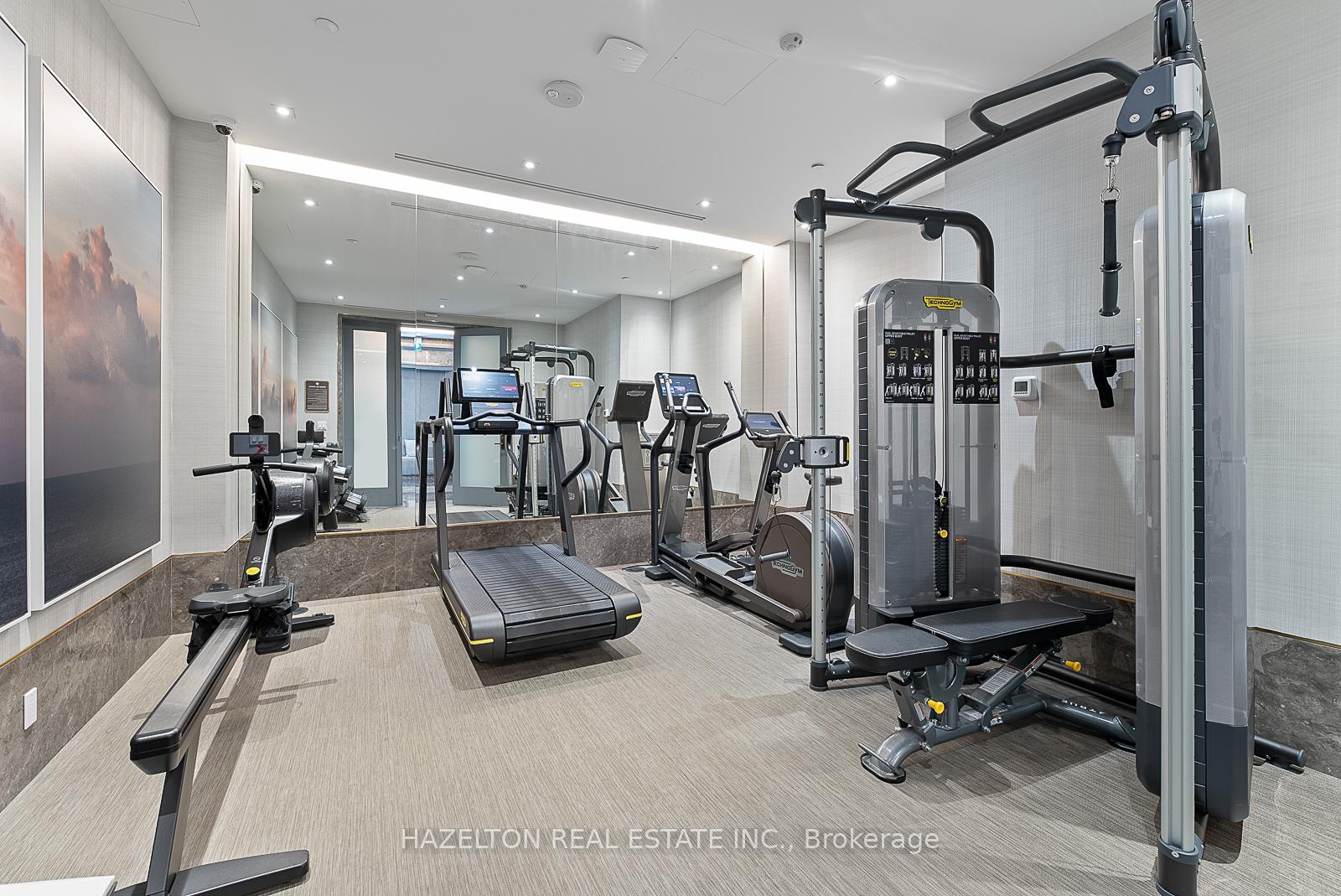 128 Hazelton Avenue 802, Toronto Unit: 802