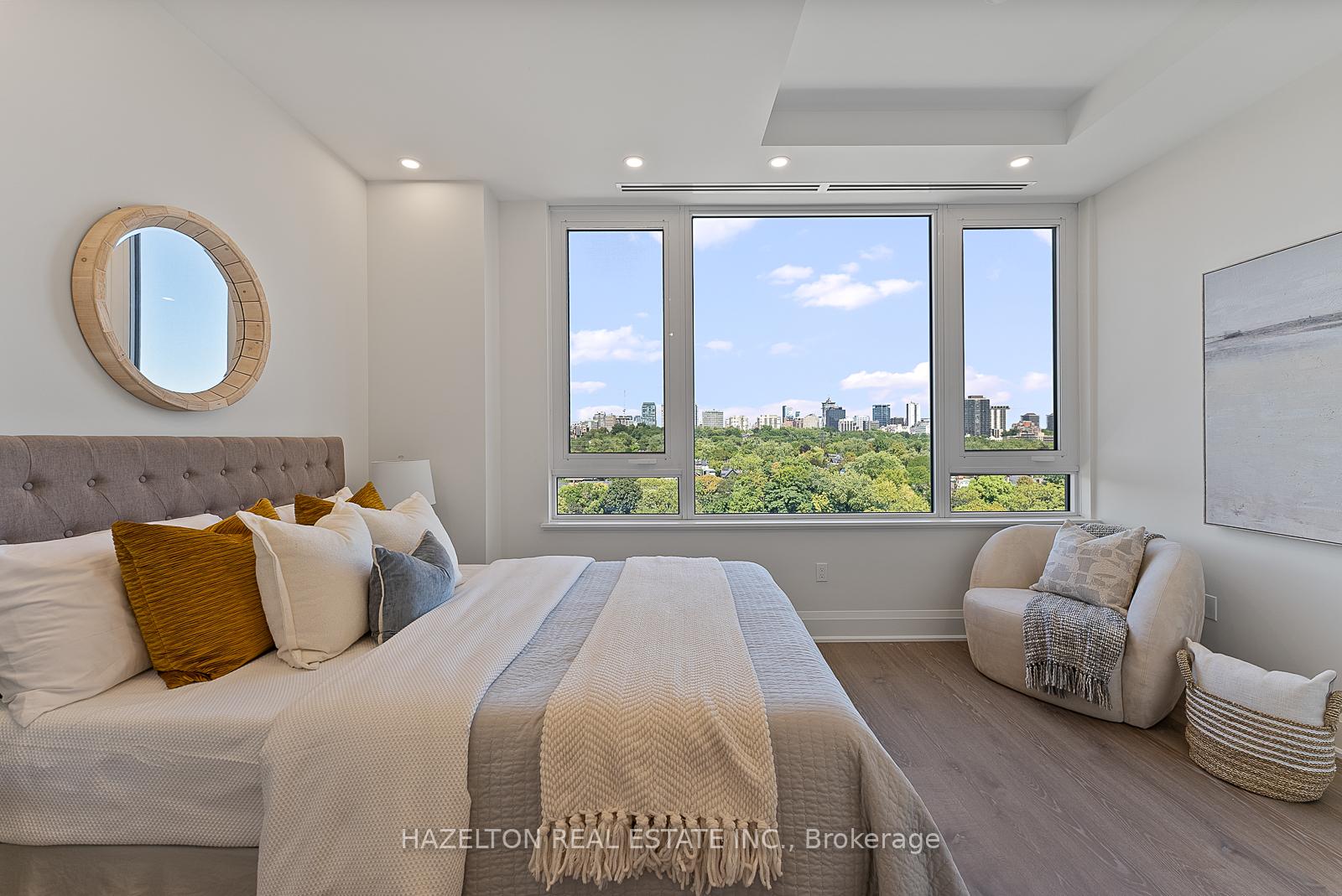 128 Hazelton Avenue 802, Toronto Unit: 802