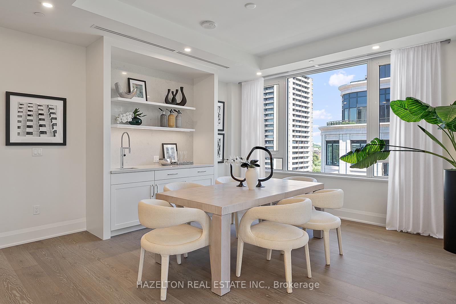 128 Hazelton Avenue 802, Toronto Unit: 802