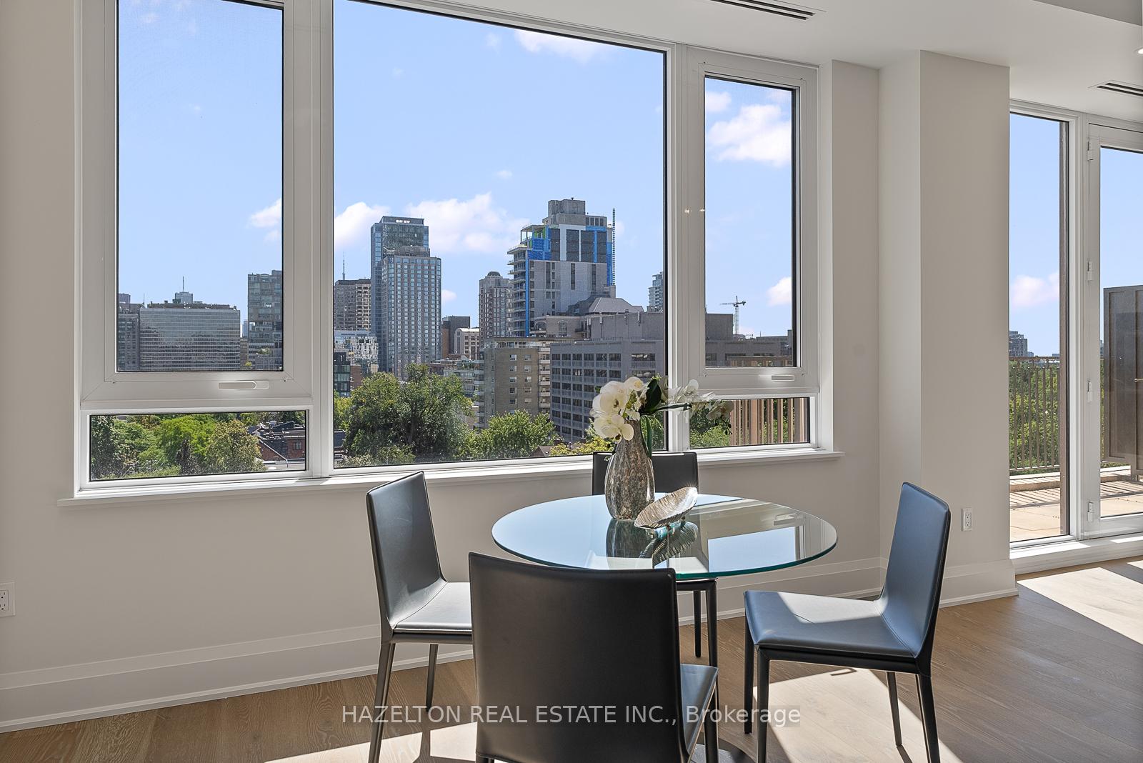 128 Hazelton Avenue 802, Toronto Unit: 802