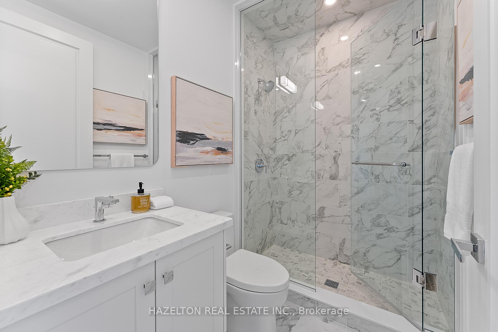 128 Hazelton Avenue 802, Toronto Unit: 802
