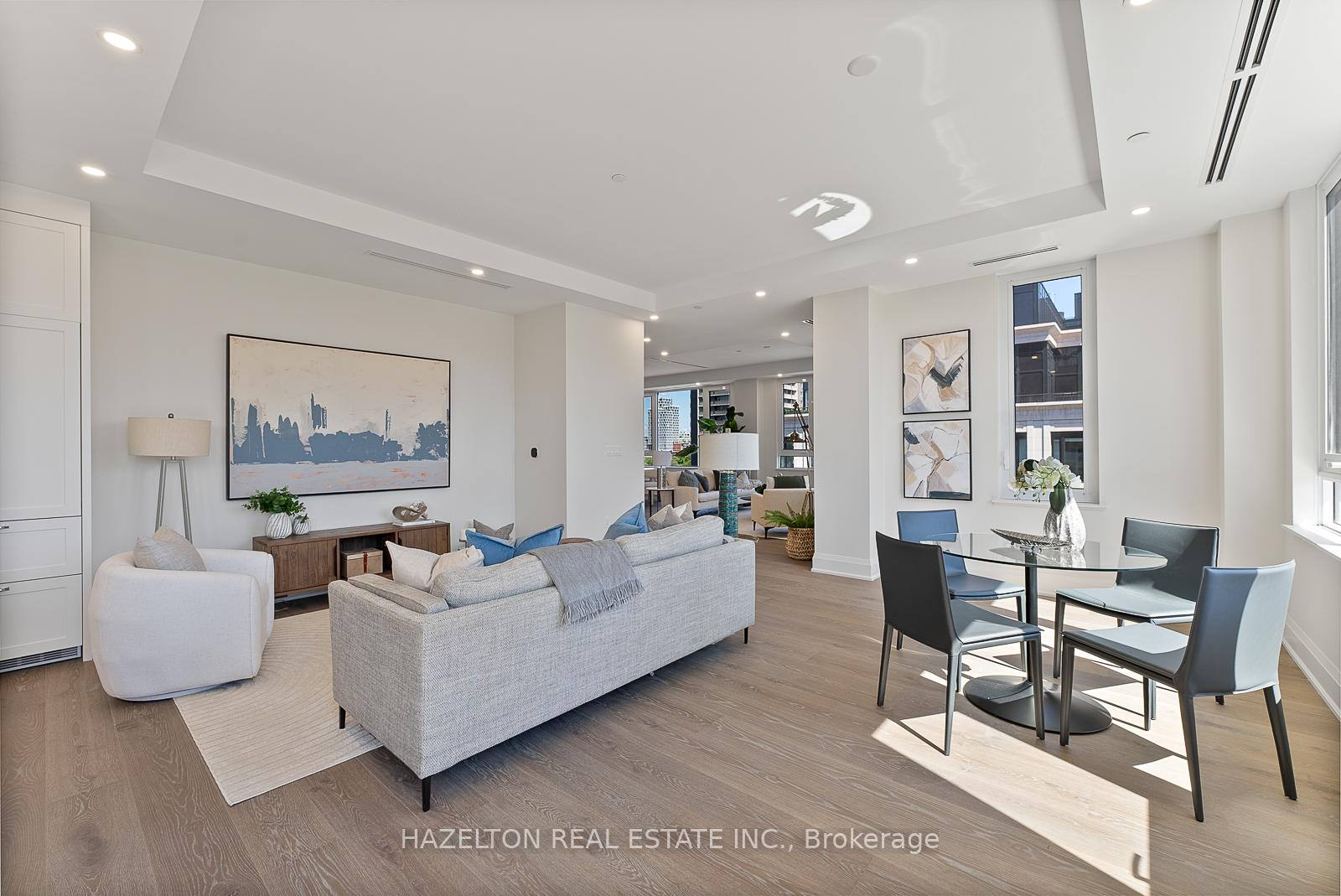 128 Hazelton Avenue 802, Toronto Unit: 802