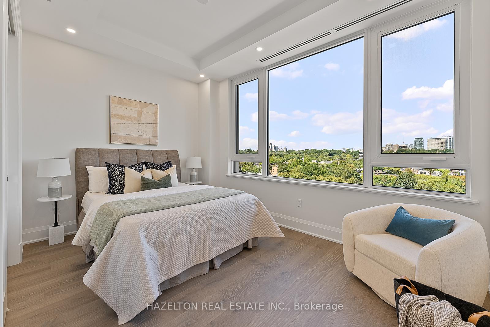 128 Hazelton Avenue 802, Toronto Unit: 802