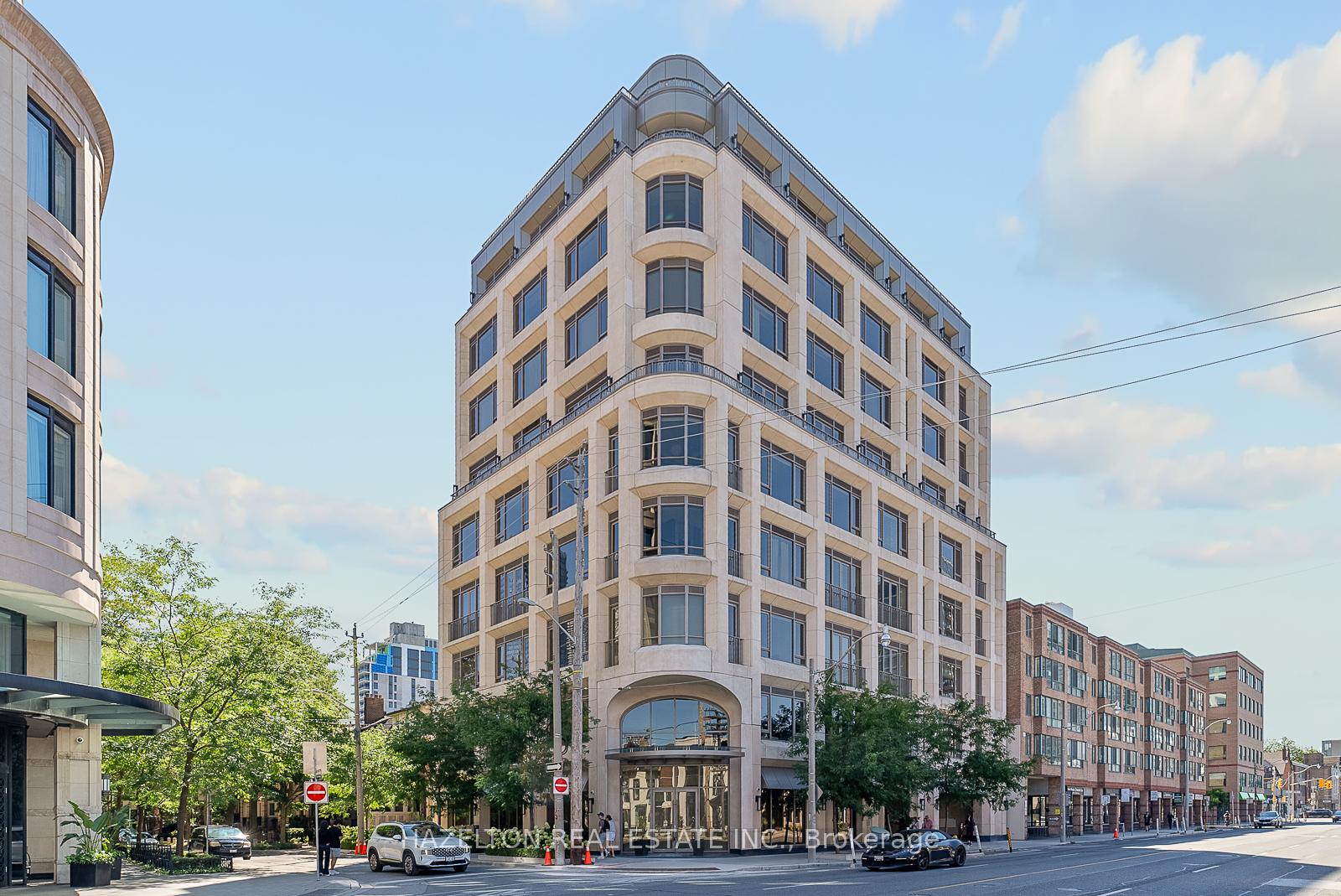 128 Hazelton Avenue 802, Toronto Unit: 802