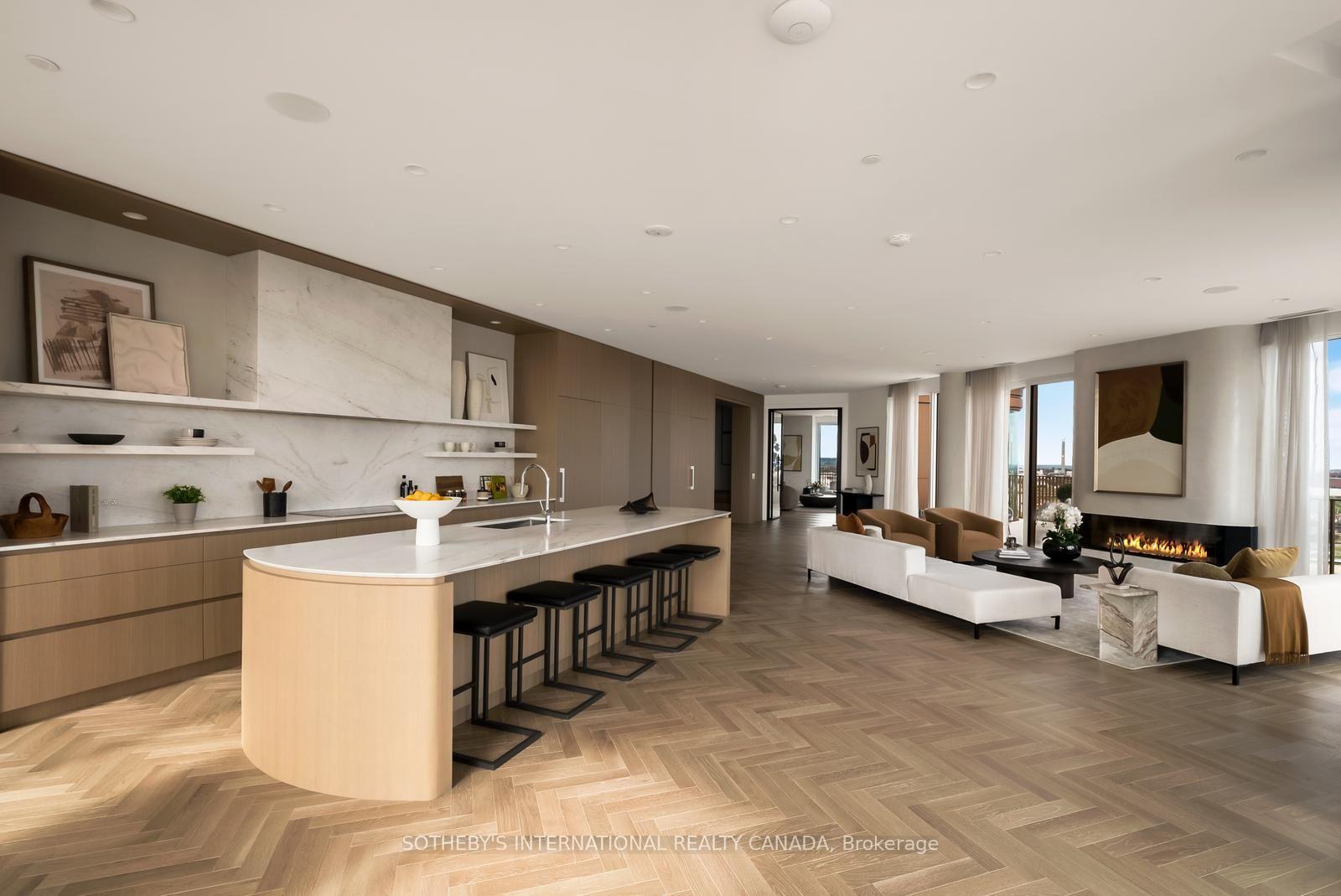 155 Merchants' Wharf SPH1, Toronto Unit: SPH1