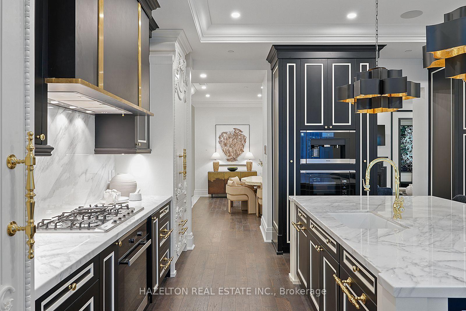 200 Russell Hill Road 303, Toronto Unit: 303