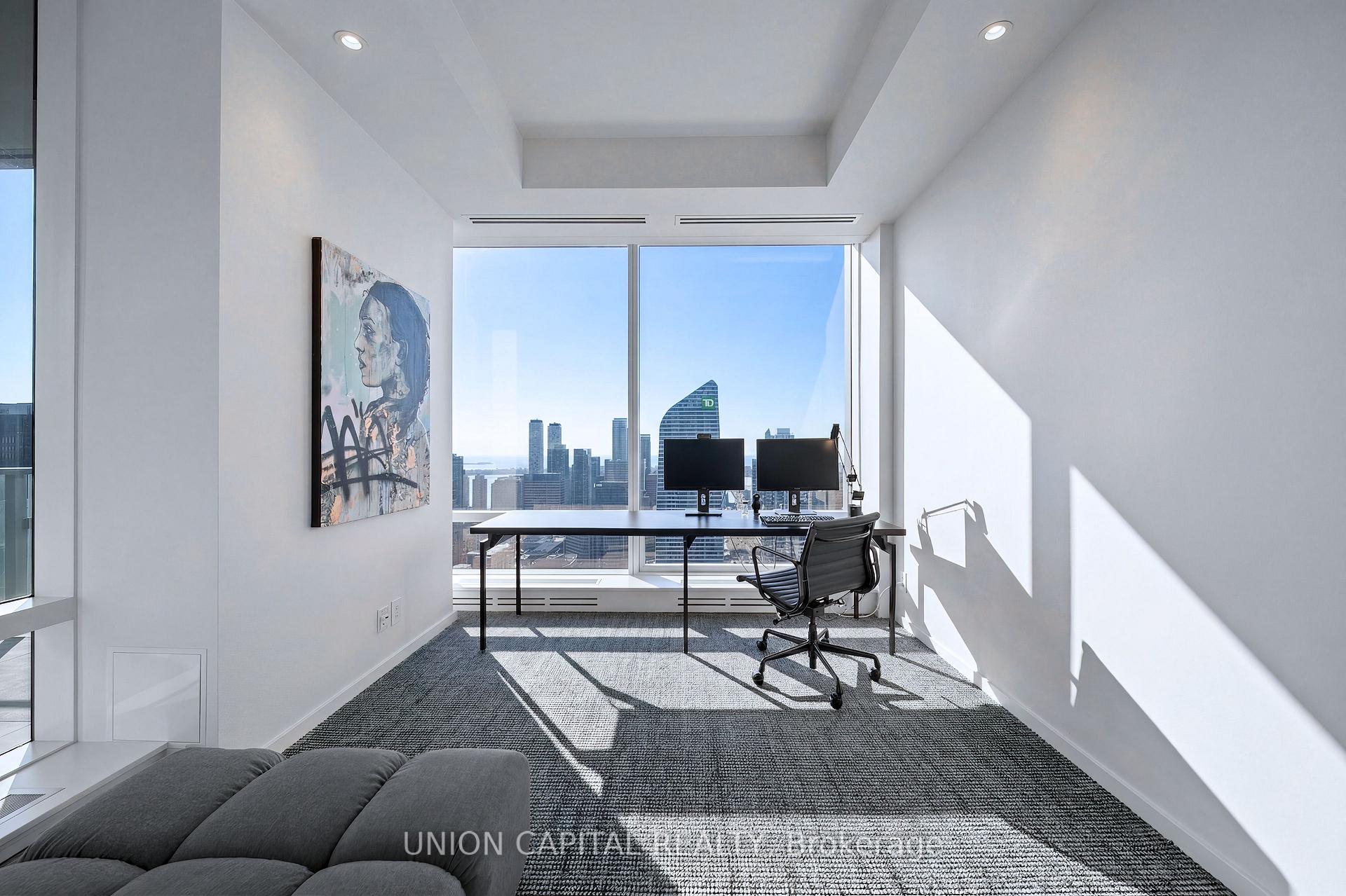 180 University Avenue 5508, Toronto Unit: 5508