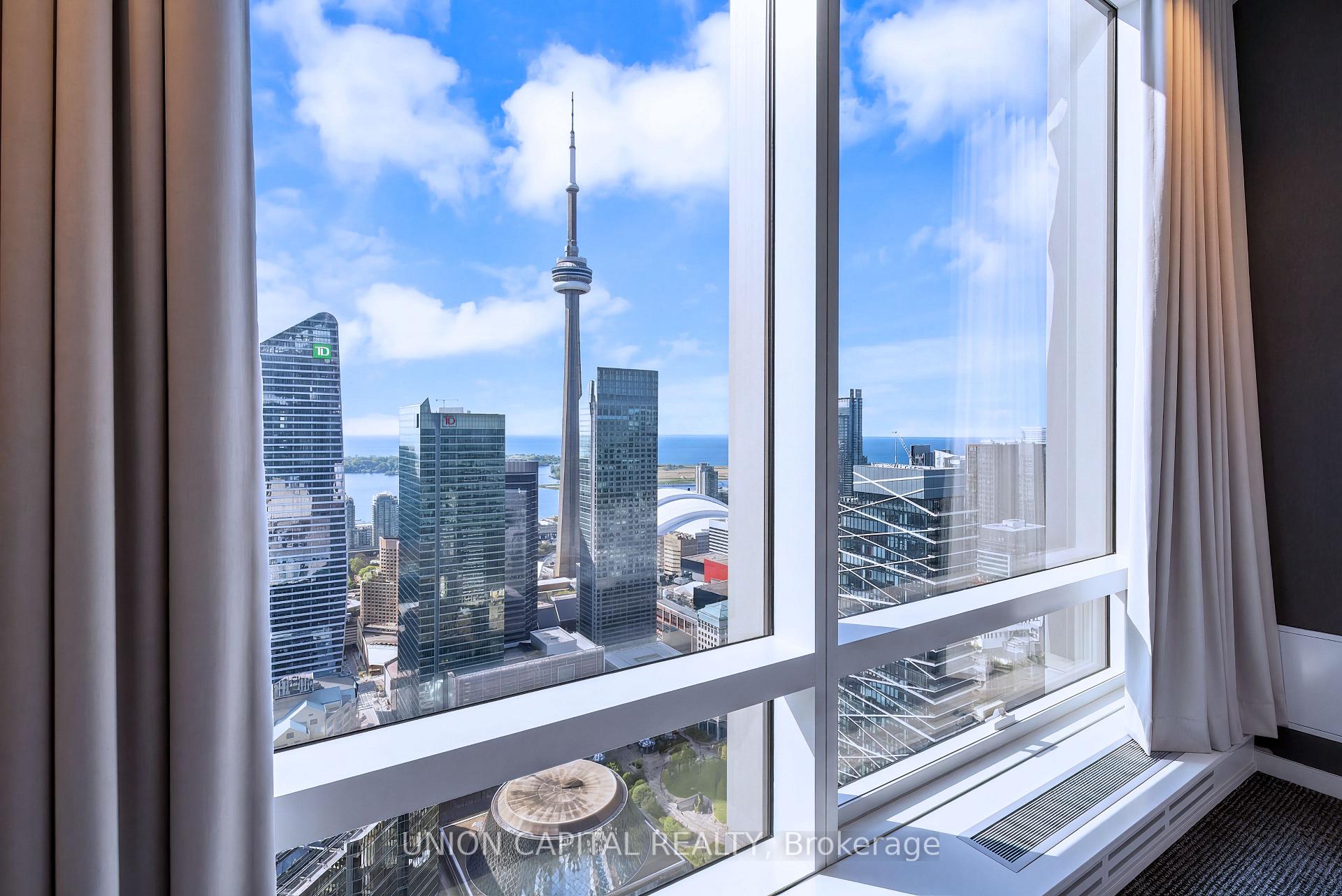 180 University Avenue 5508, Toronto Unit: 5508