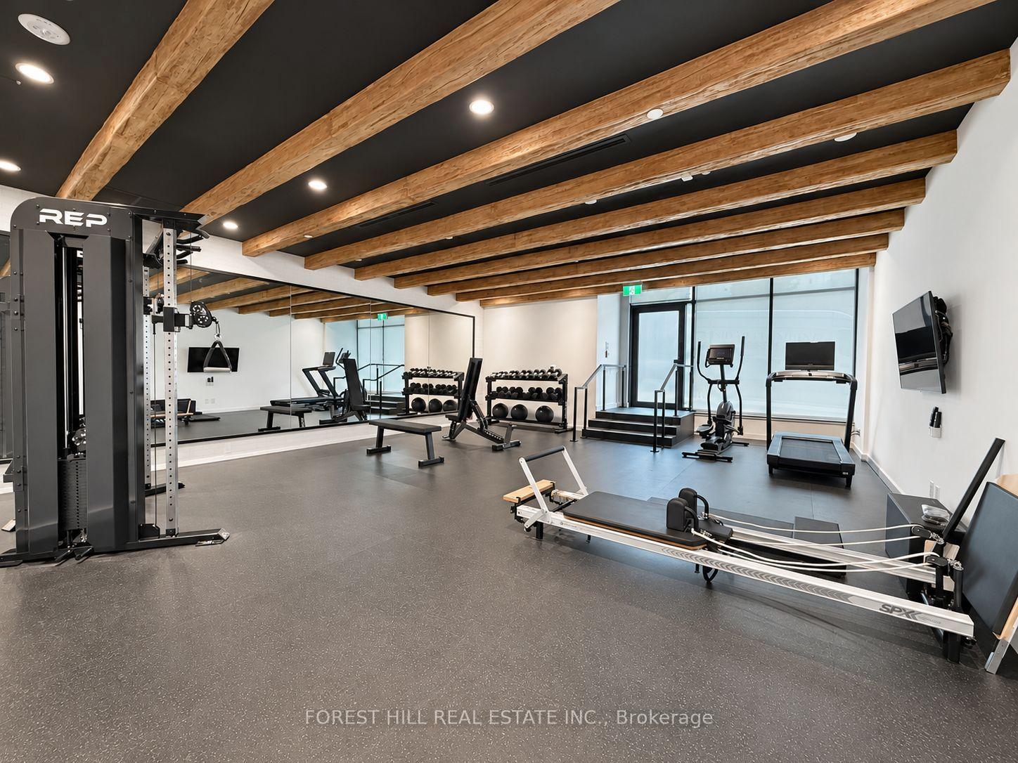 2010 Bathurst Street 6A, Toronto Unit: 6A